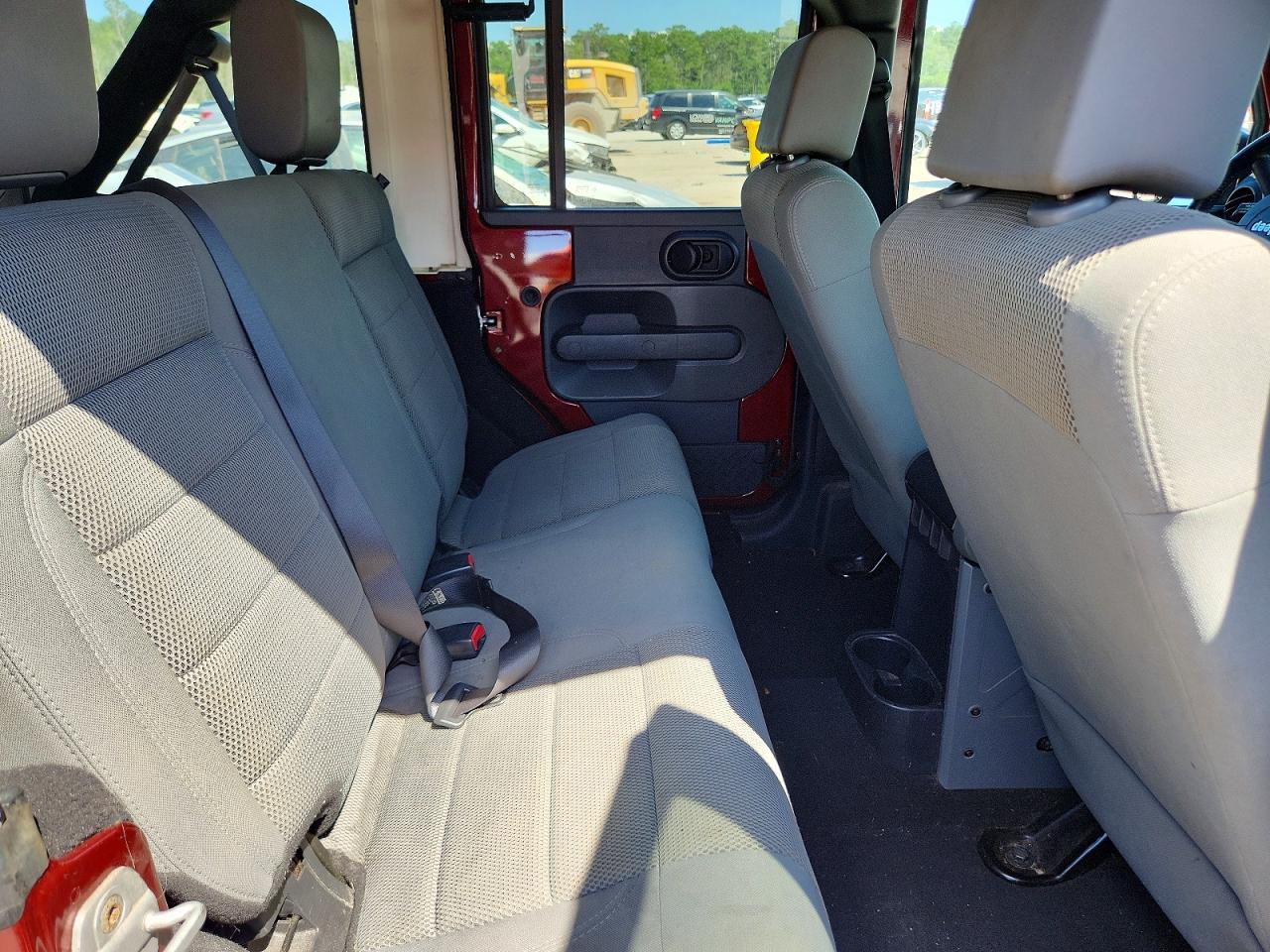 2007 Jeep Wrangler Sahara Темно-бордовый vin: 1J4GA59147L118267