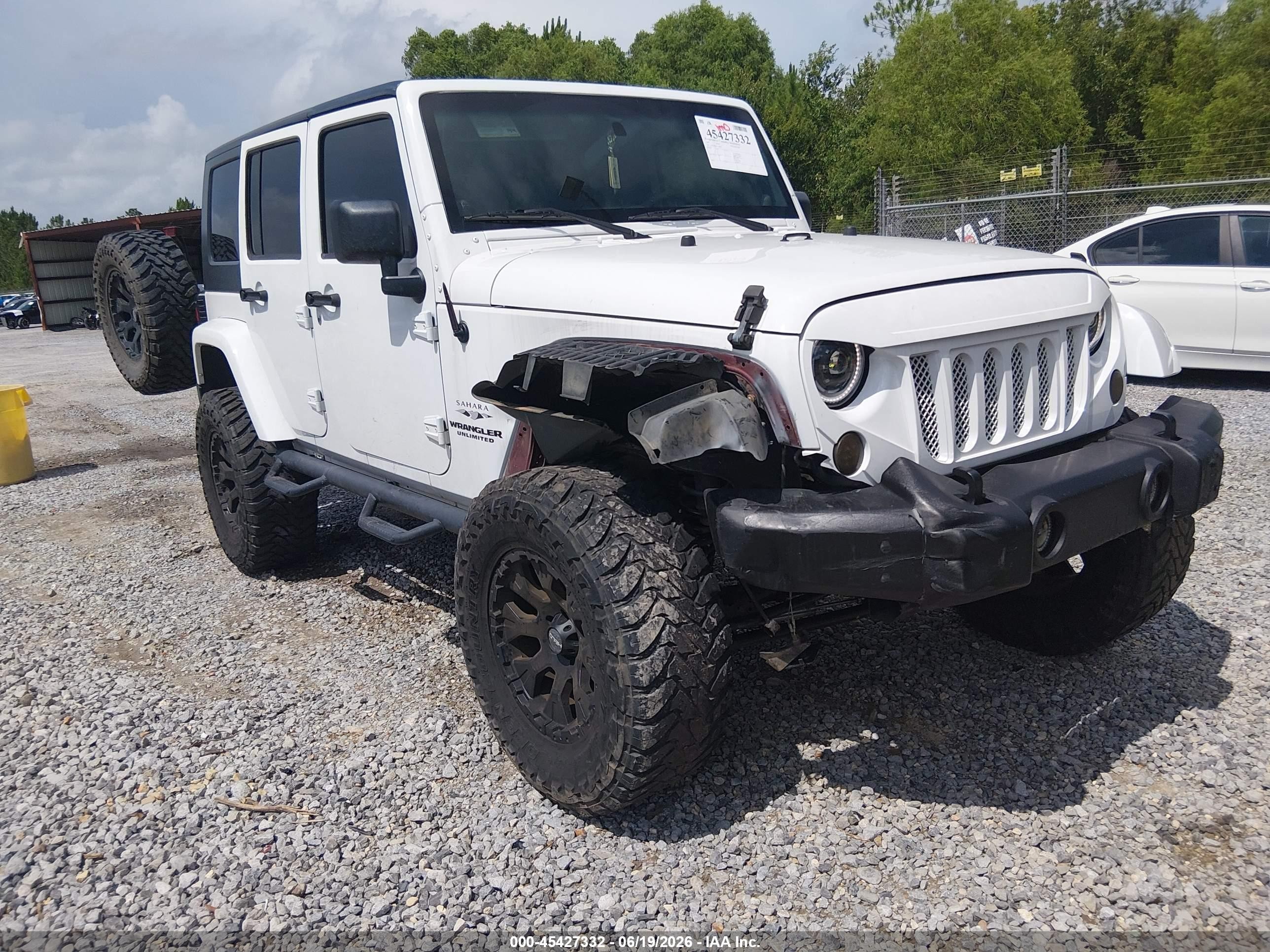 2007 Jeep Wrangler Unlimited Sahara White vin: 1J4GA59147L140513