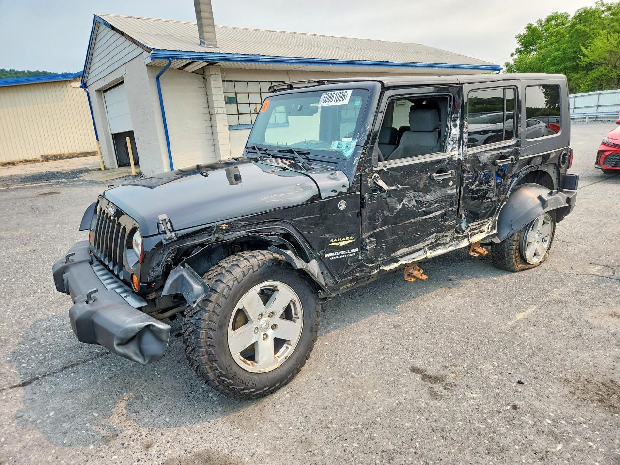 2008 Jeep Wrangler Unlimited Sahara Black vin: 1J4GA59148L551766