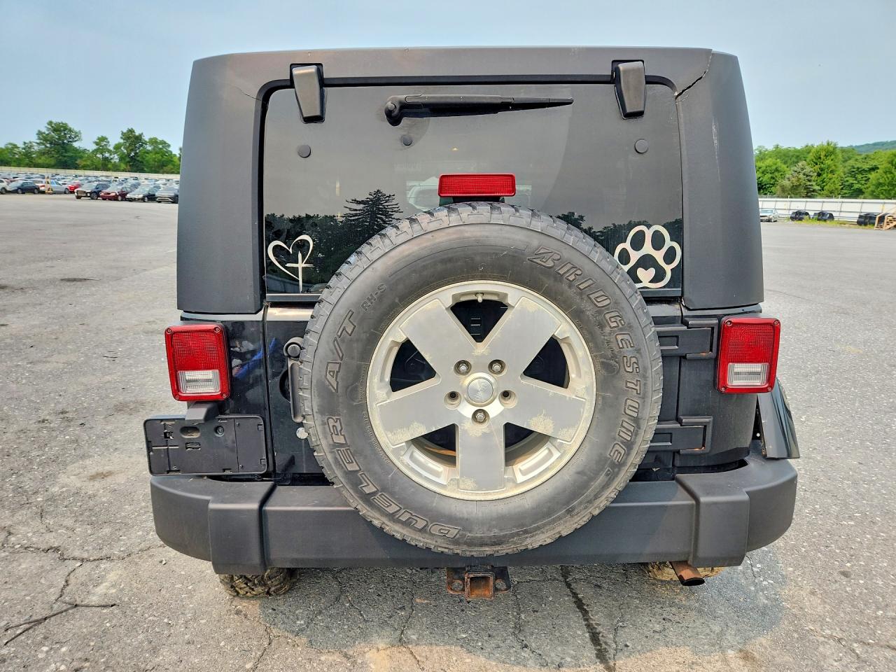 2008 Jeep Wrangler Unlimited Sahara Black vin: 1J4GA59148L551766