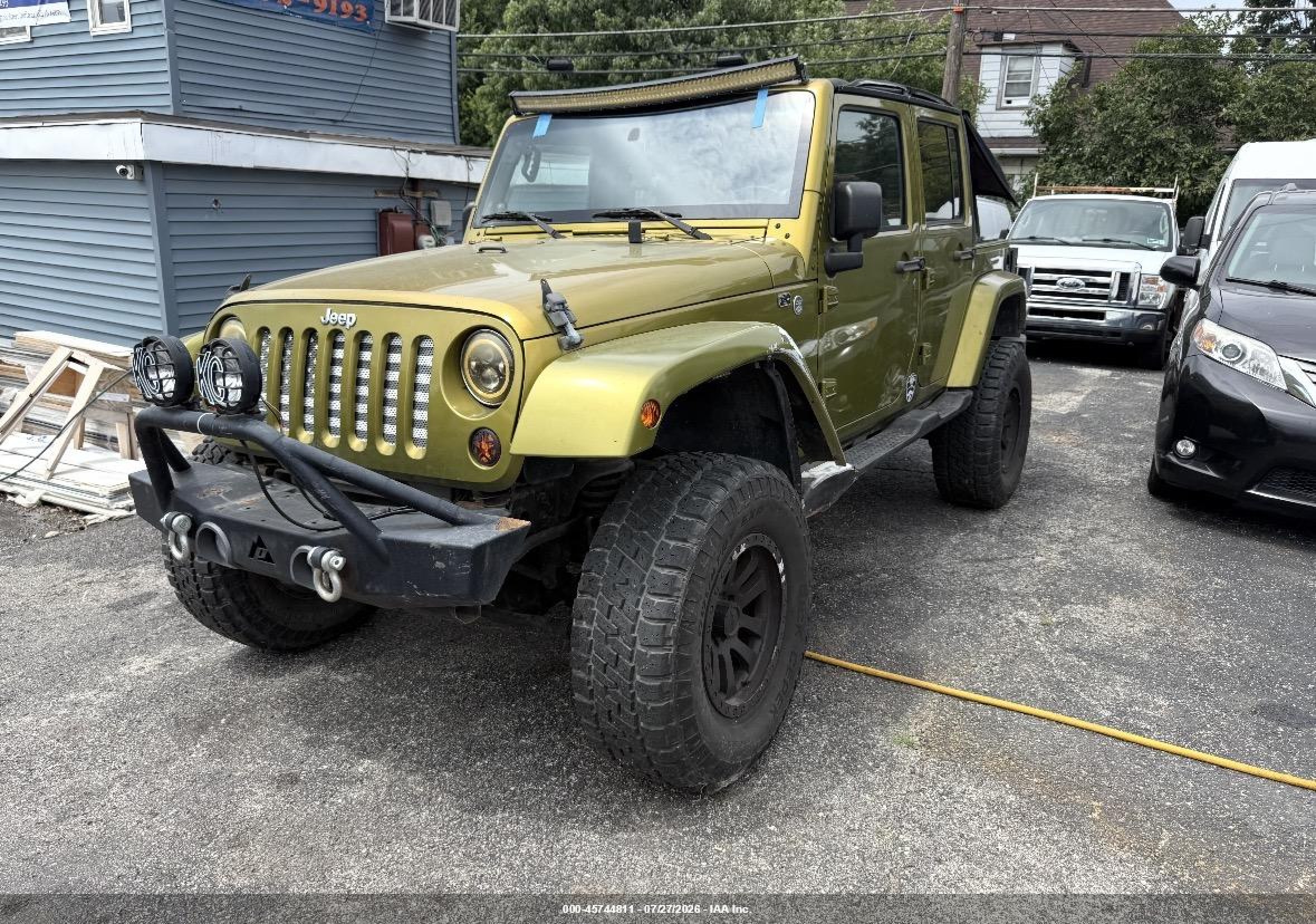 2007 Jeep Wrangler Unlimited Sahara Green vin: 1J4GA59157L155702