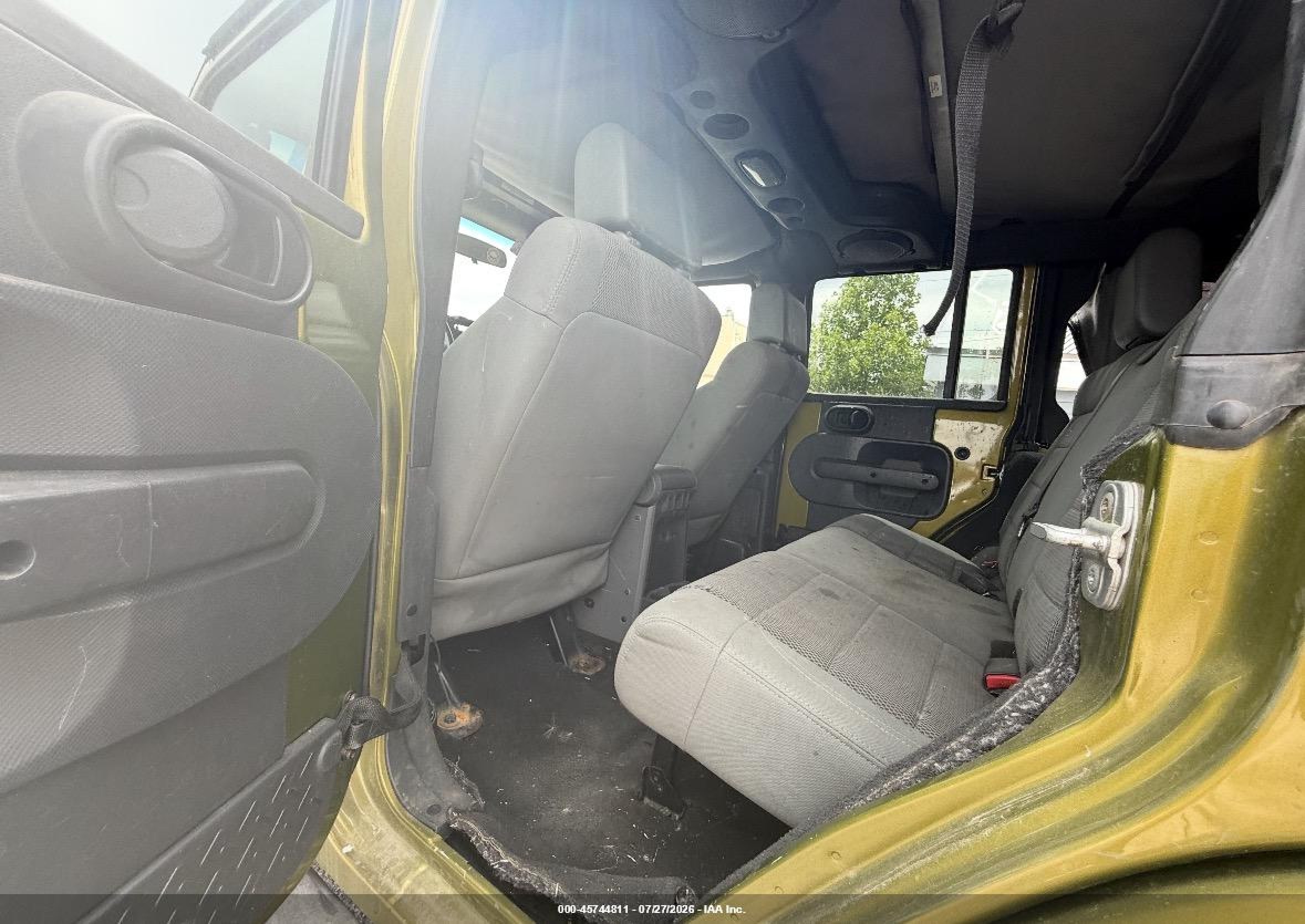 2007 Jeep Wrangler Unlimited Sahara Green vin: 1J4GA59157L155702