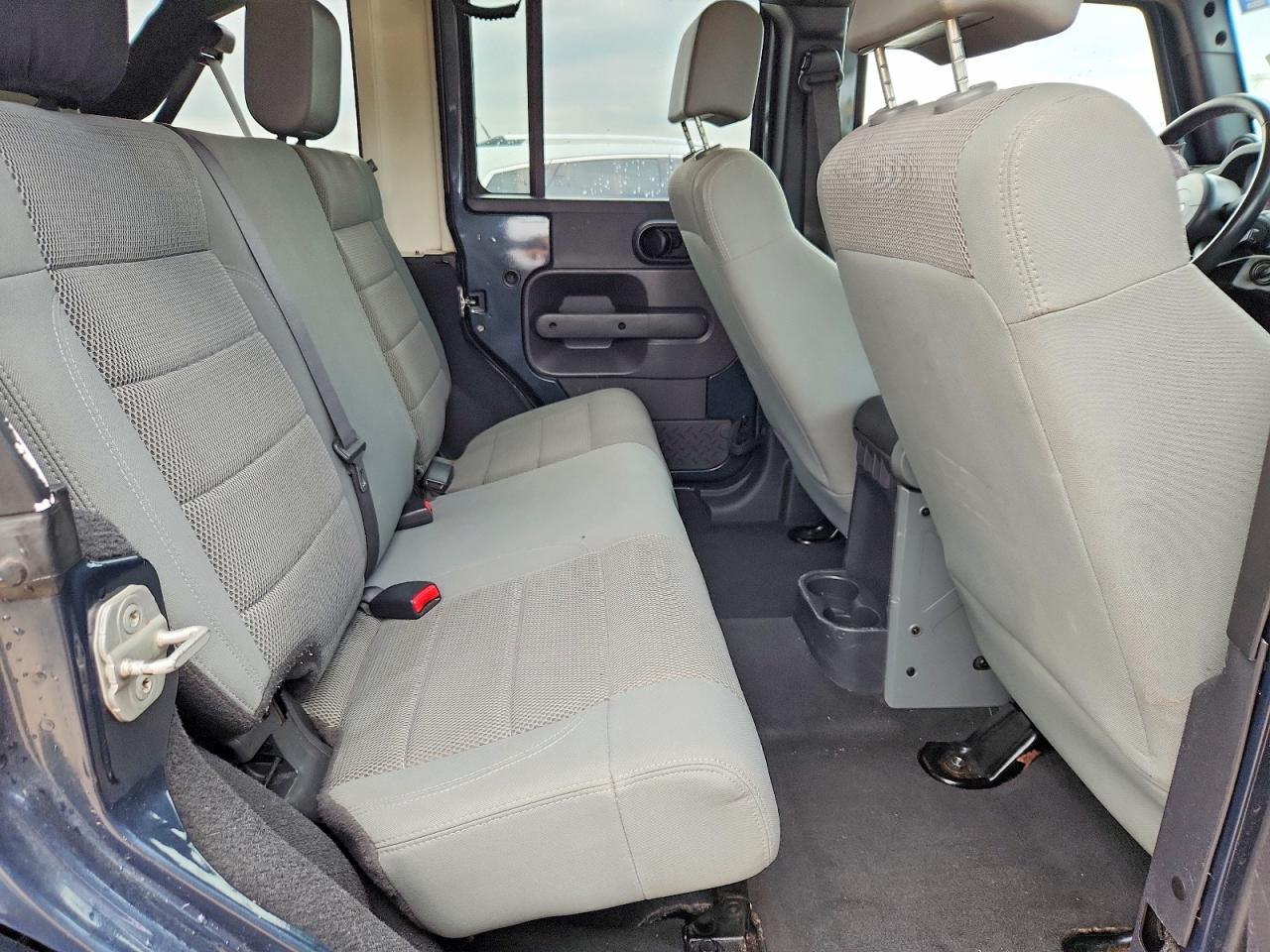 2007 Jeep Wrangler Sahara Gray vin: 1J4GA59157L156414