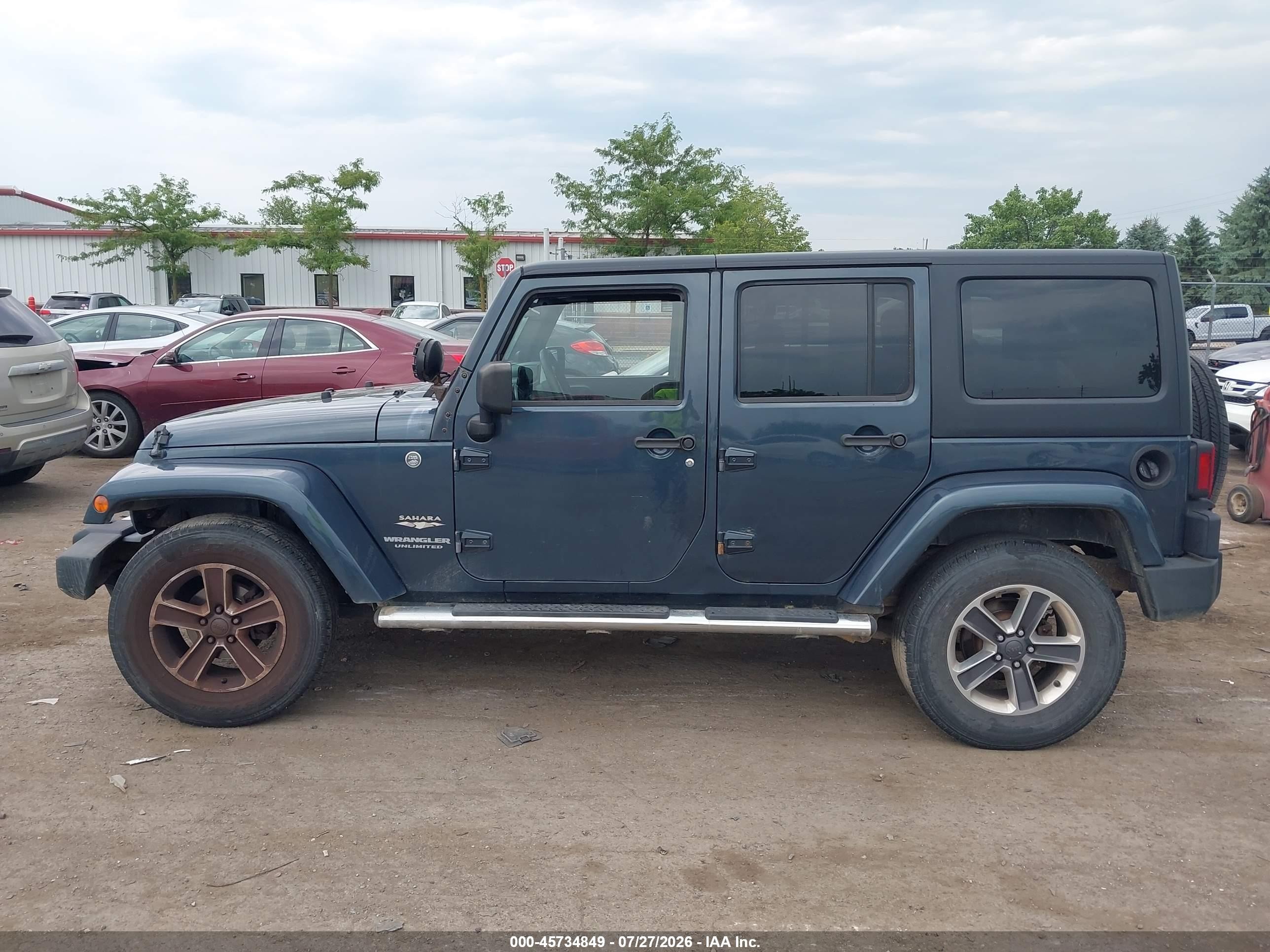 2008 Jeep Wrangler Unlimited Sahara Blue vin: 1J4GA59158L532725