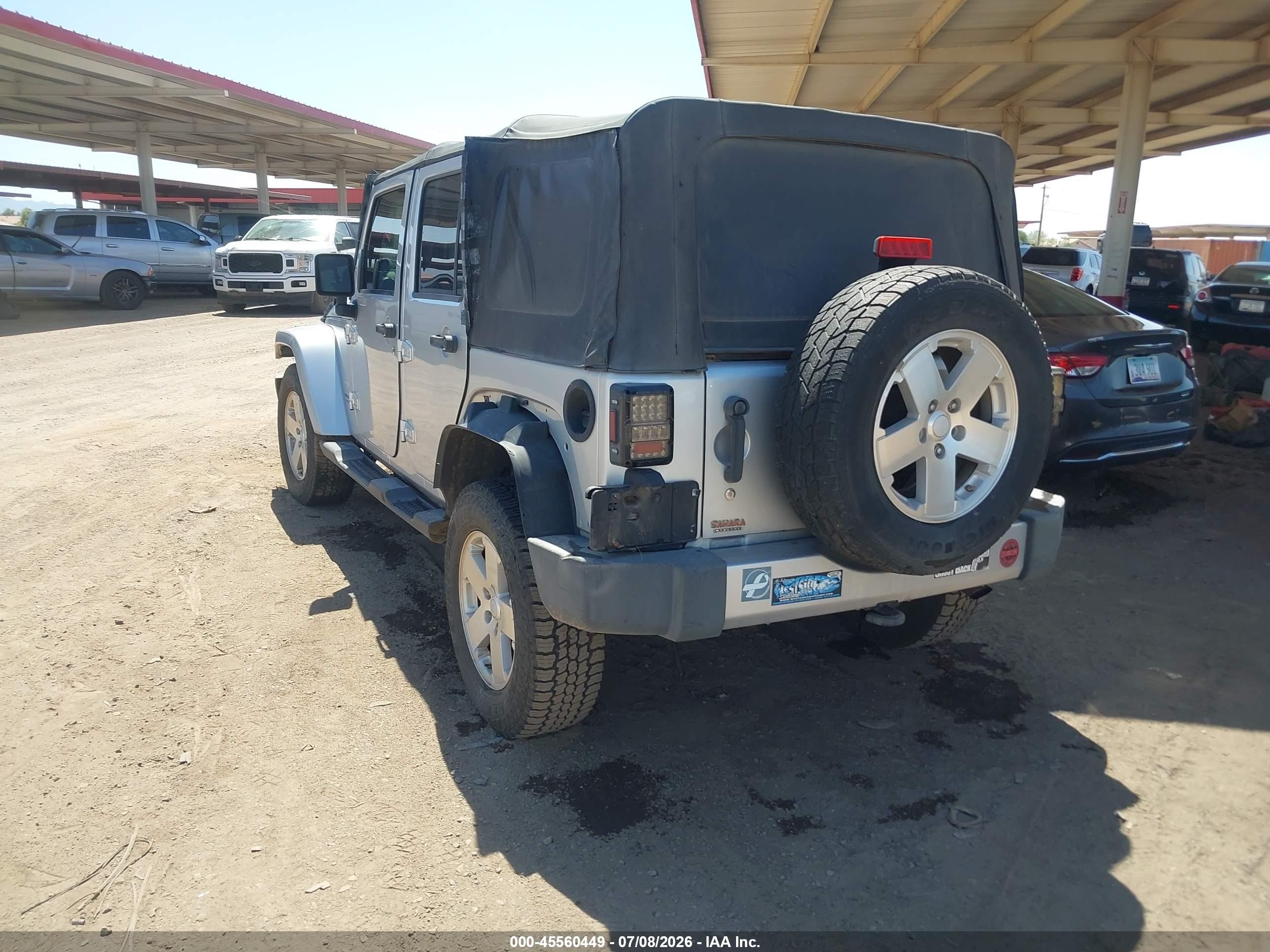 2008 Jeep Wrangler Unlimited Sahara Gray vin: 1J4GA59158L566938