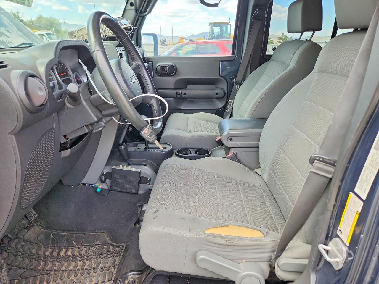 2007 Jeep Wrangler Sahara Charcoal vin: 1J4GA59167L123079
