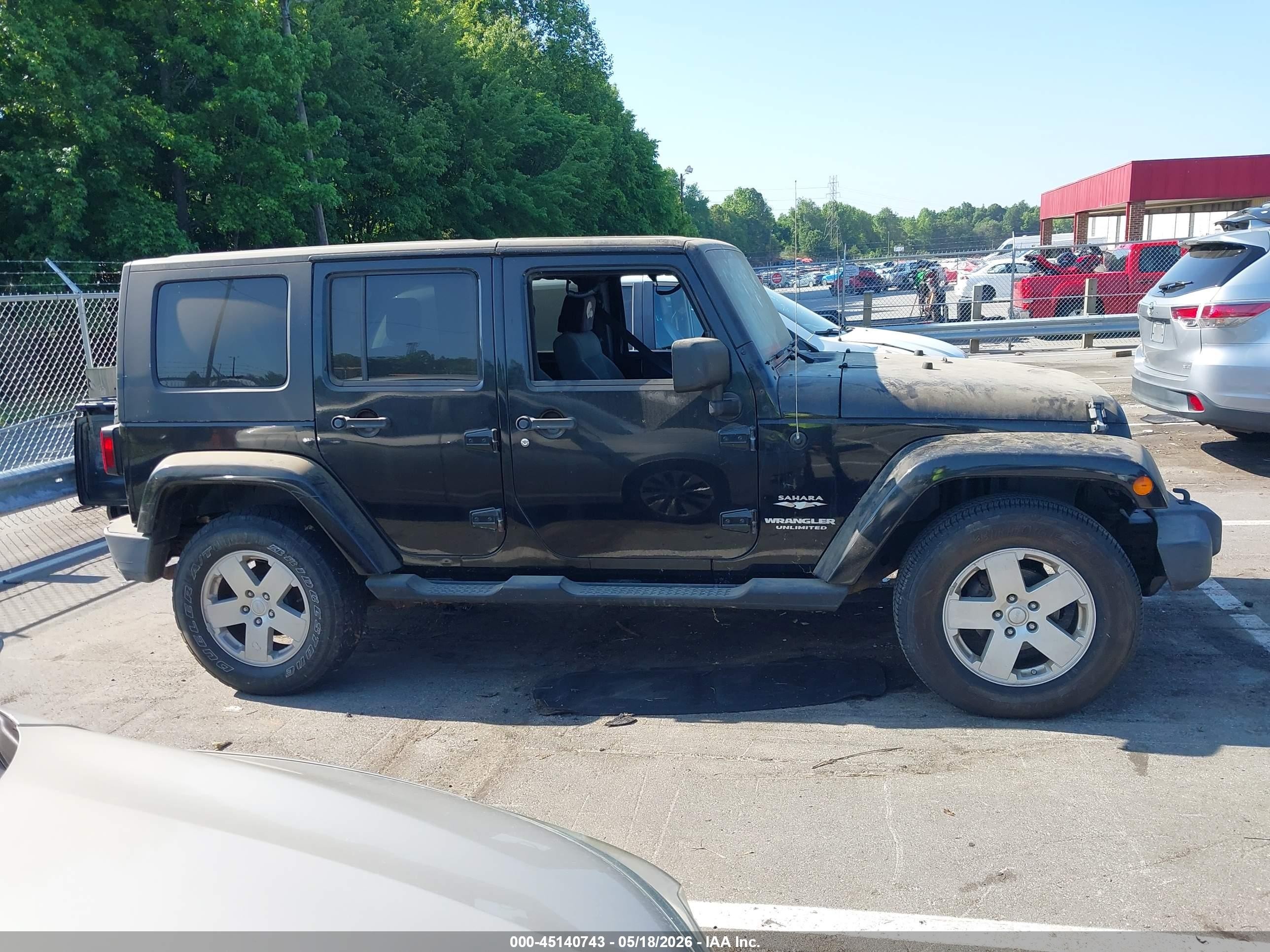 2008 Jeep Wrangler Unlimited Sahara Black vin: 1J4GA59168L539781