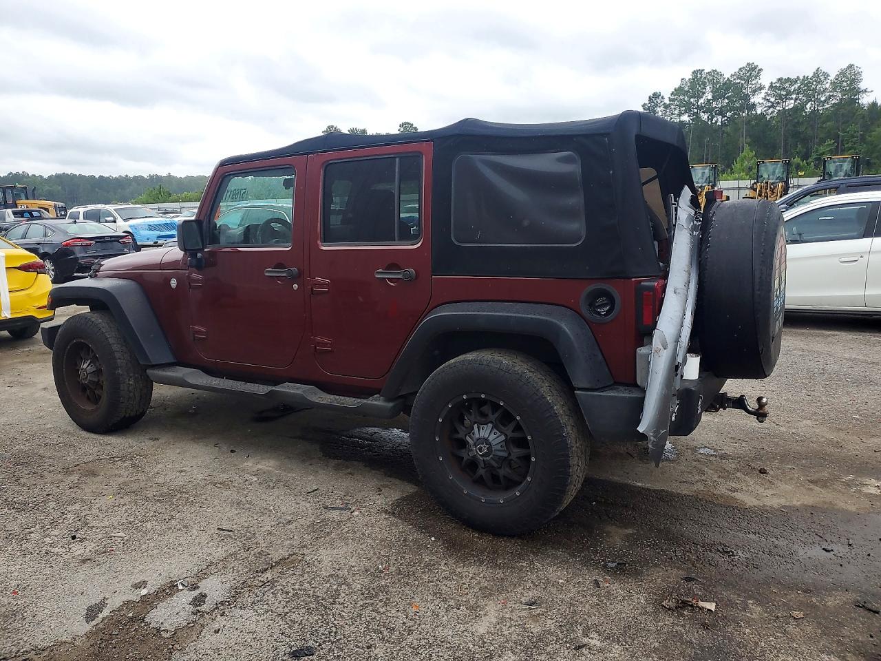 2007 Jeep Wrangler Sahara Burgundy vin: 1J4GA59177L170265