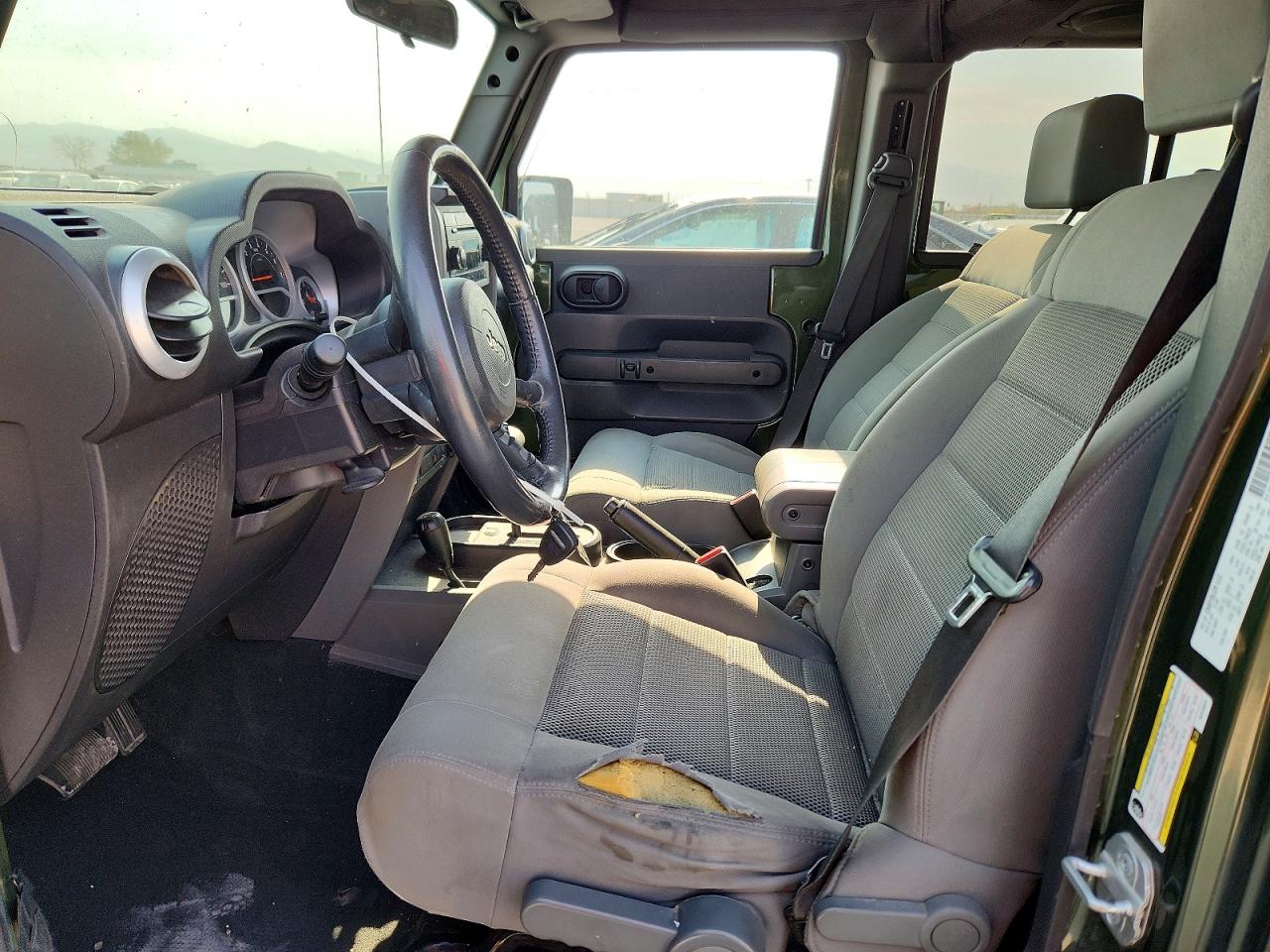 2008 Jeep Wrangler Unlimited Sahara Зеленый vin: 1J4GA59178L615878