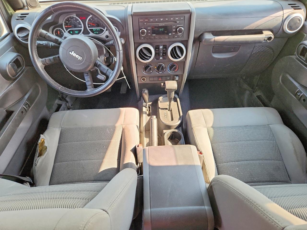 2008 Jeep Wrangler Unlimited Sahara Зеленый vin: 1J4GA59178L615878