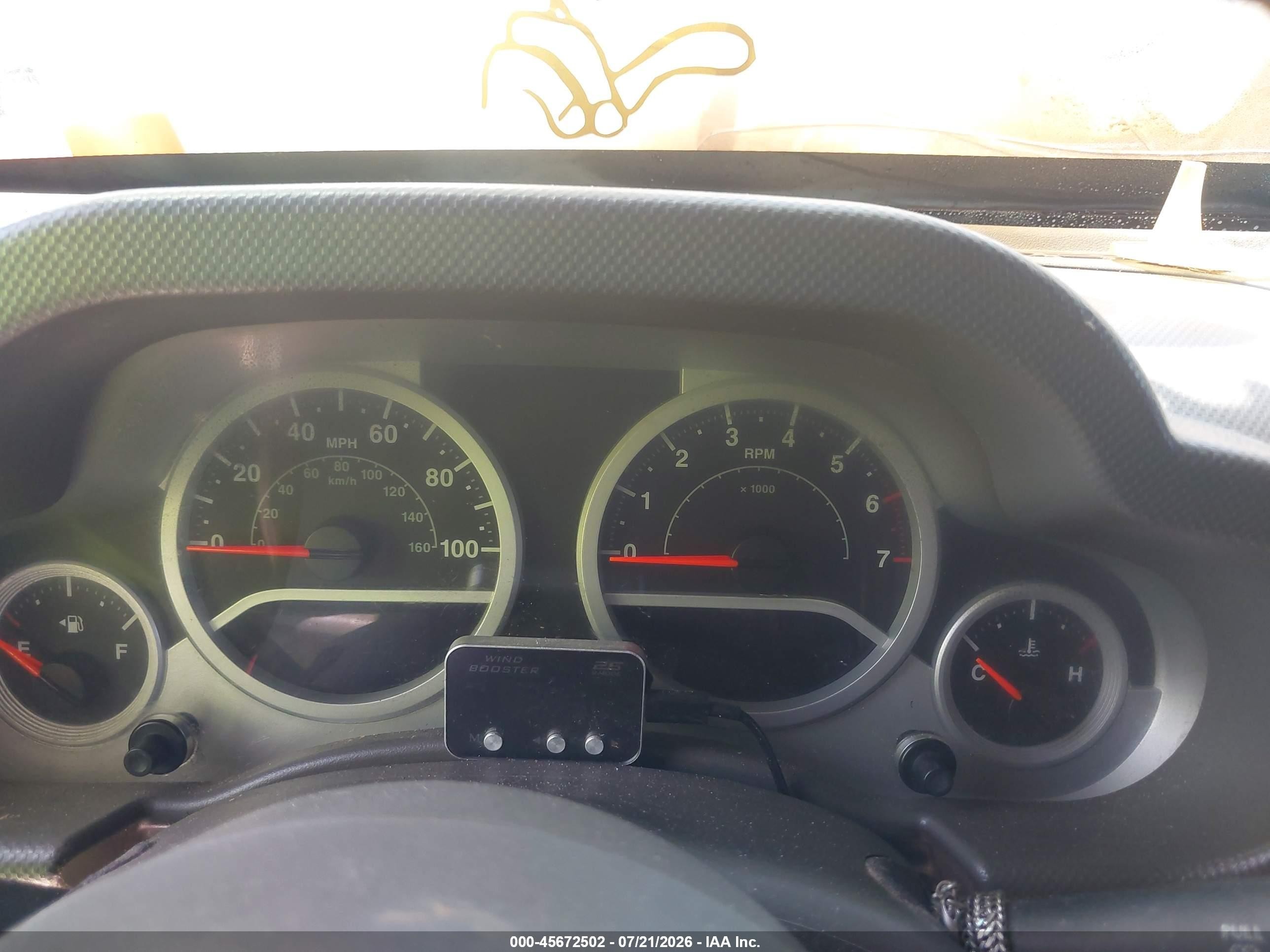 2007 Jeep Wrangler Unlimited Sahara Red vin: 1J4GA59187L187026