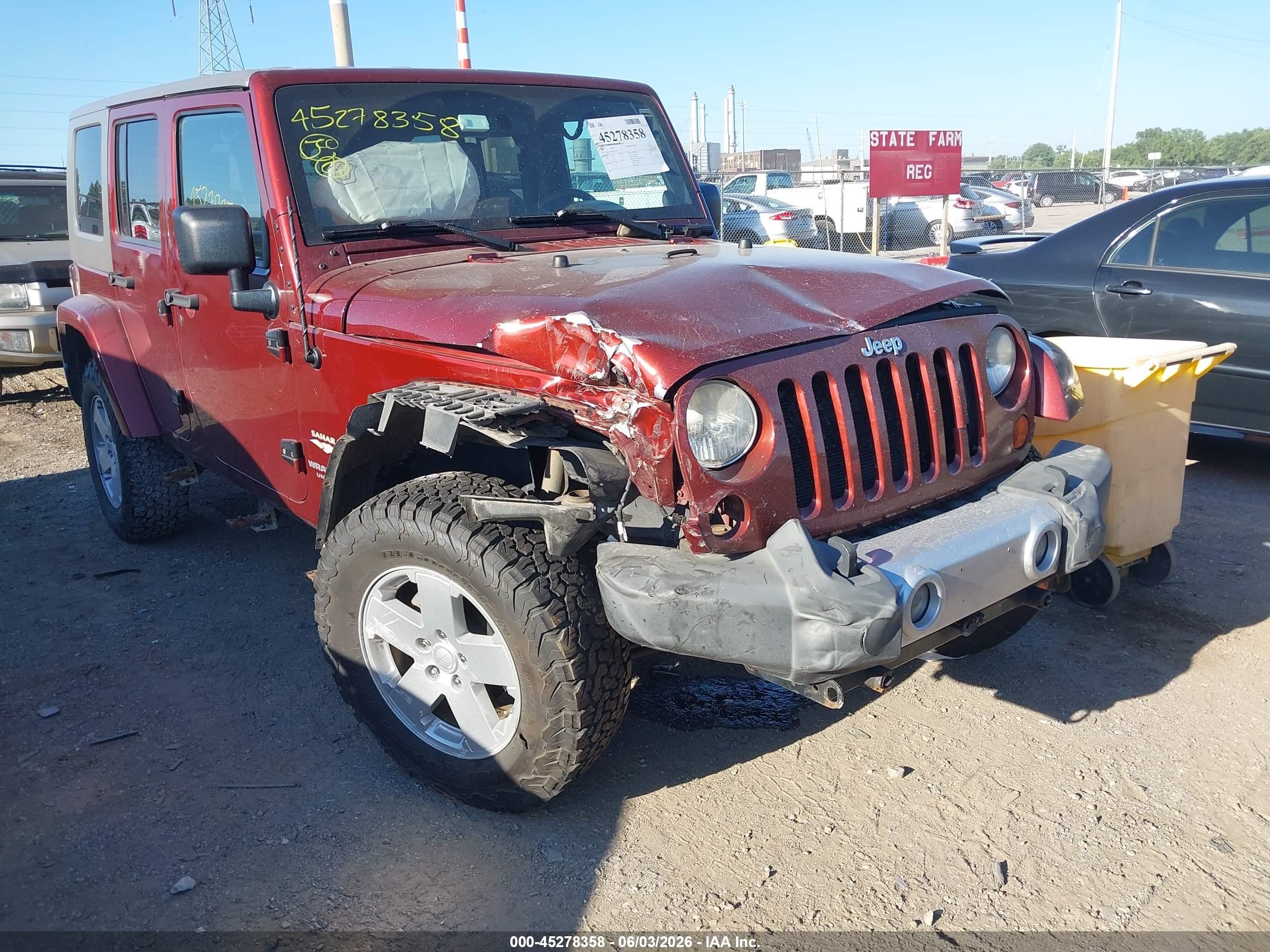 2008 Jeep Wrangler Unlimited Sahara Brown vin: 1J4GA59188L517197