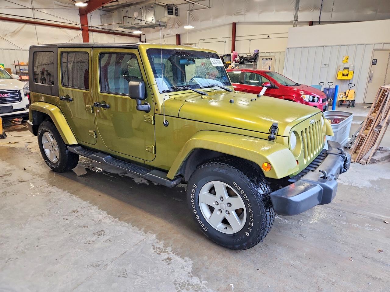 2008 Jeep Wrangler Unlimited Sahara Green vin: 1J4GA59198L604316