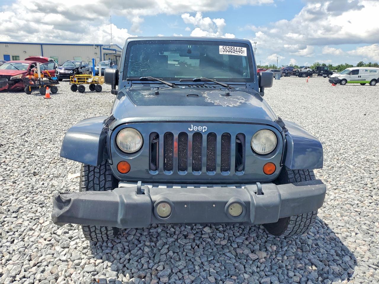 2008 Jeep Wrangler Unlimited Sahara Угольный vin: 1J4GA59198L605336