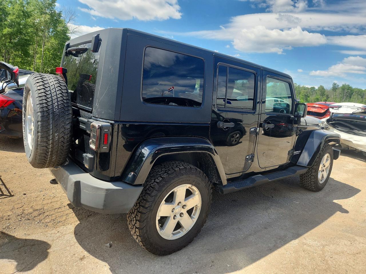 2008 Jeep Wrangler Unlimited Sahara Black vin: 1J4GA59198L632360