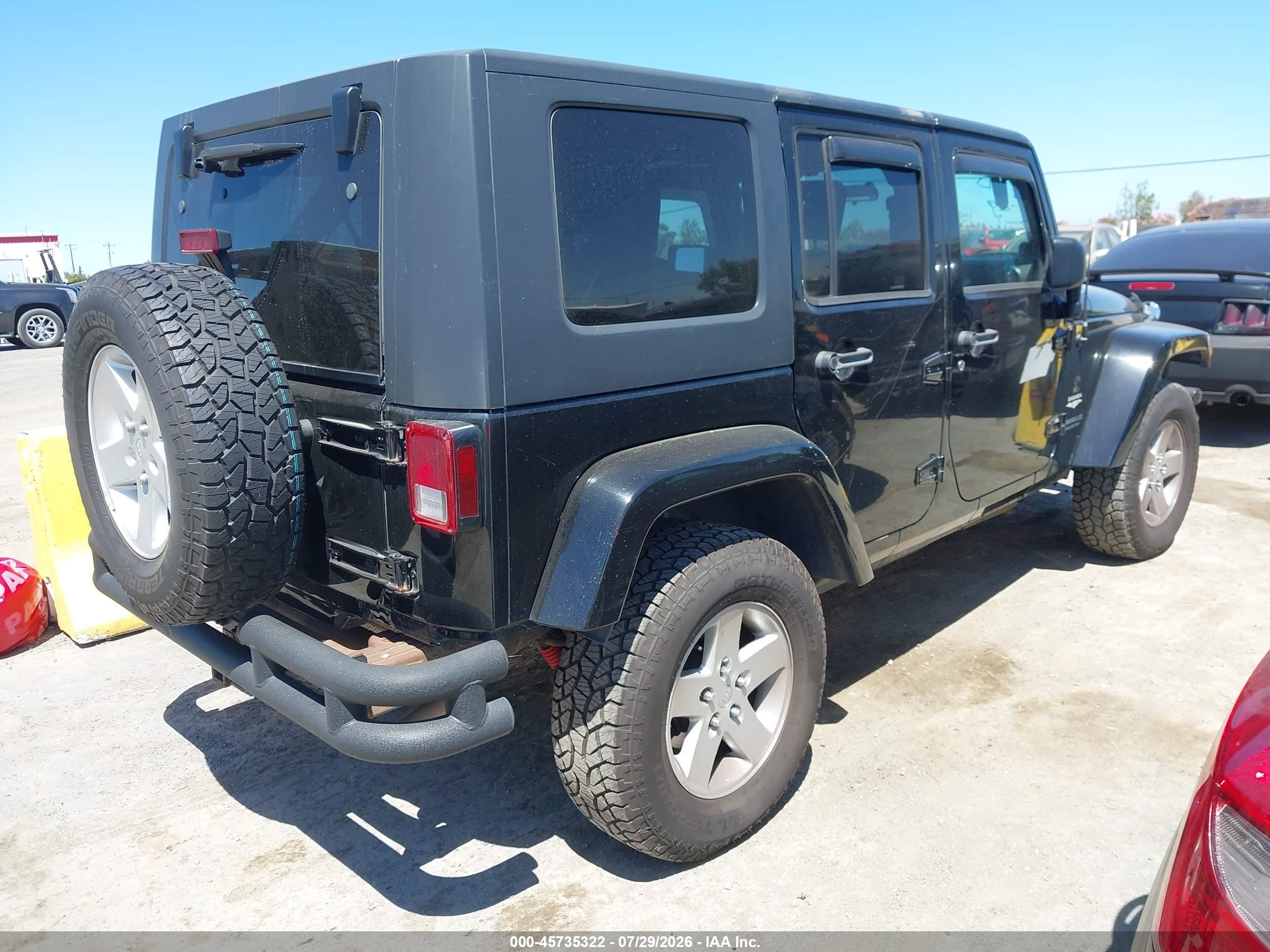 2007 Jeep Wrangler Unlimited Sahara Black vin: 1J4GA591X7L151323