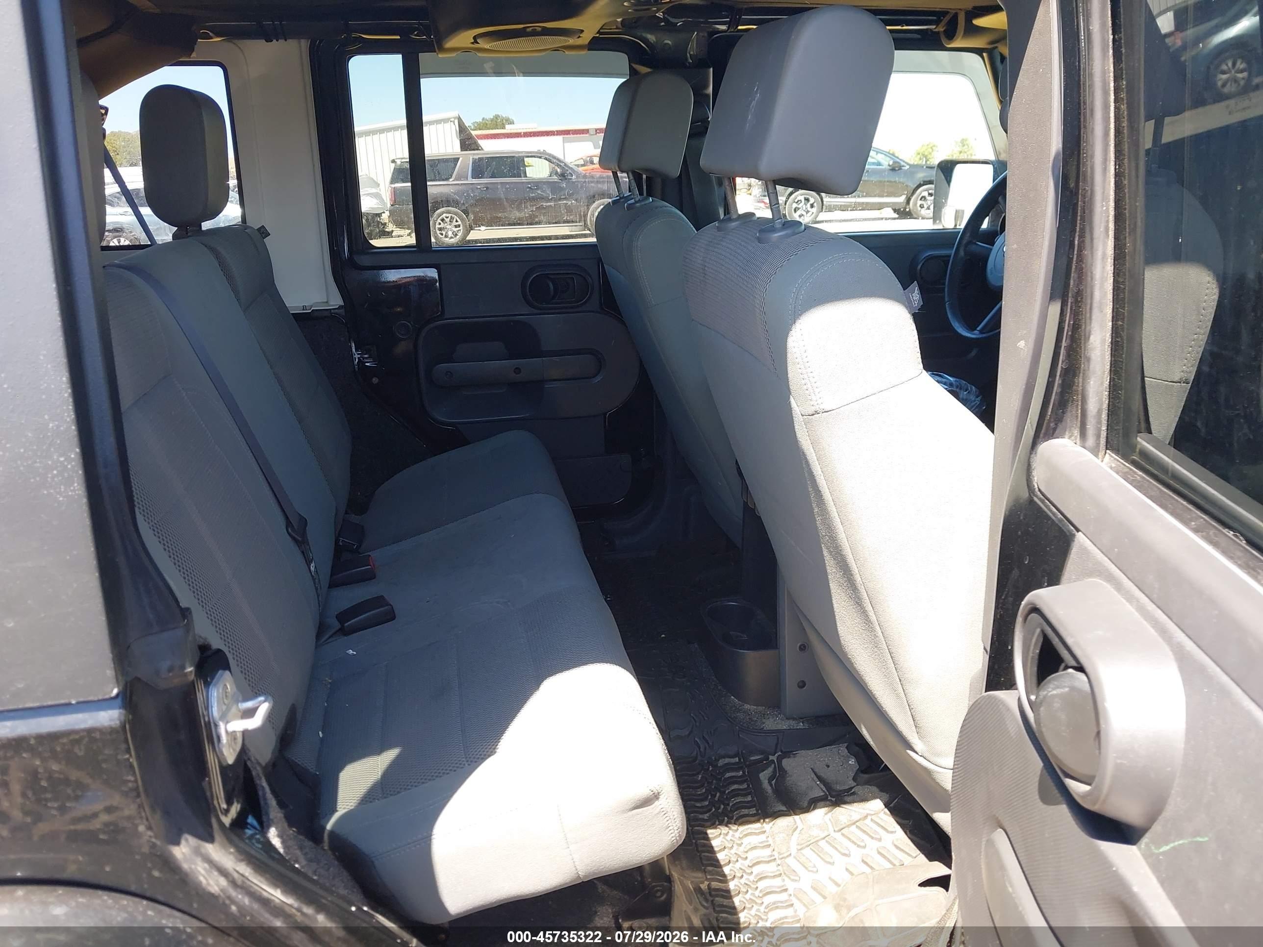 2007 Jeep Wrangler Unlimited Sahara Black vin: 1J4GA591X7L151323