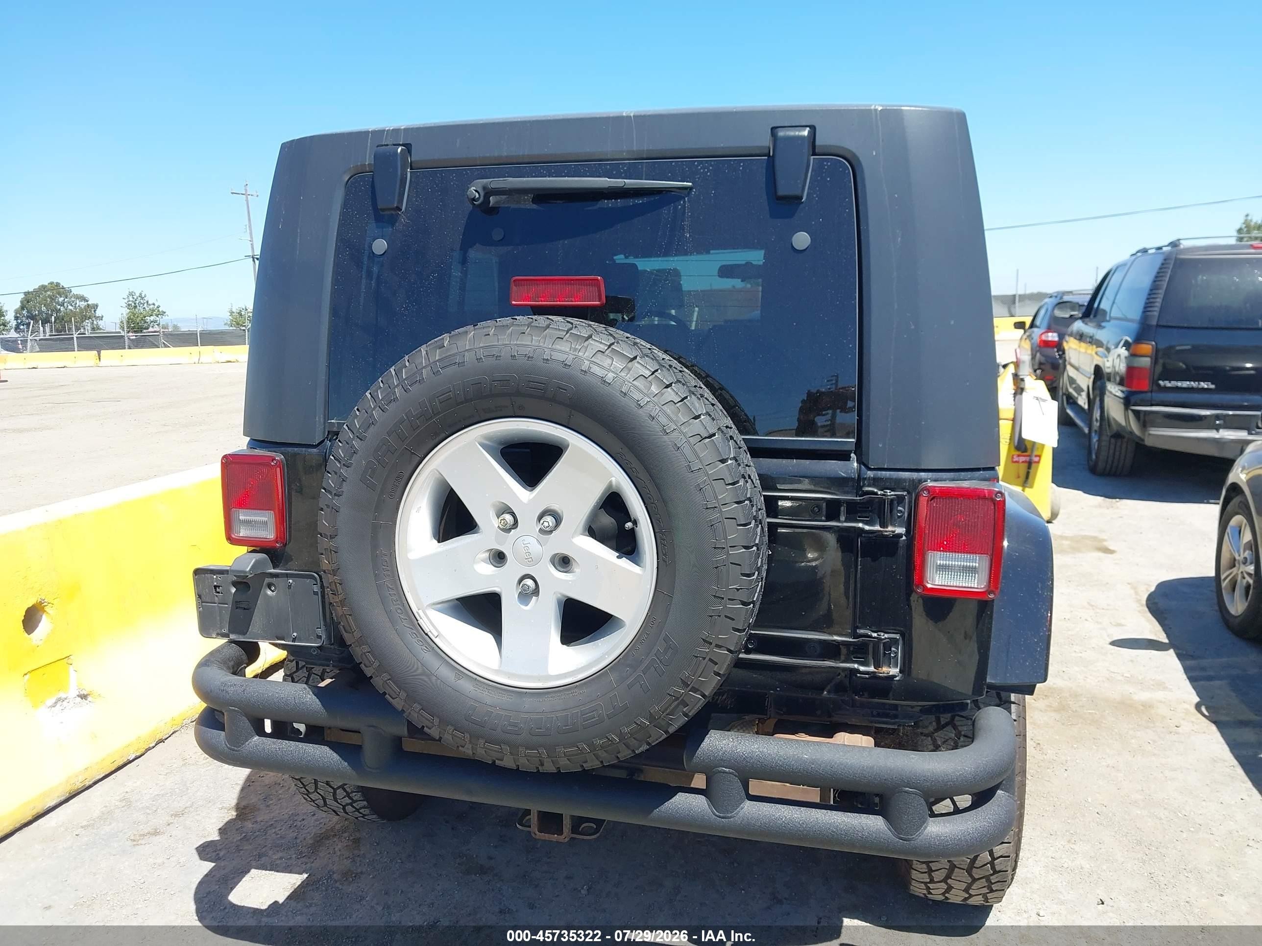 2007 Jeep Wrangler Unlimited Sahara Black vin: 1J4GA591X7L151323