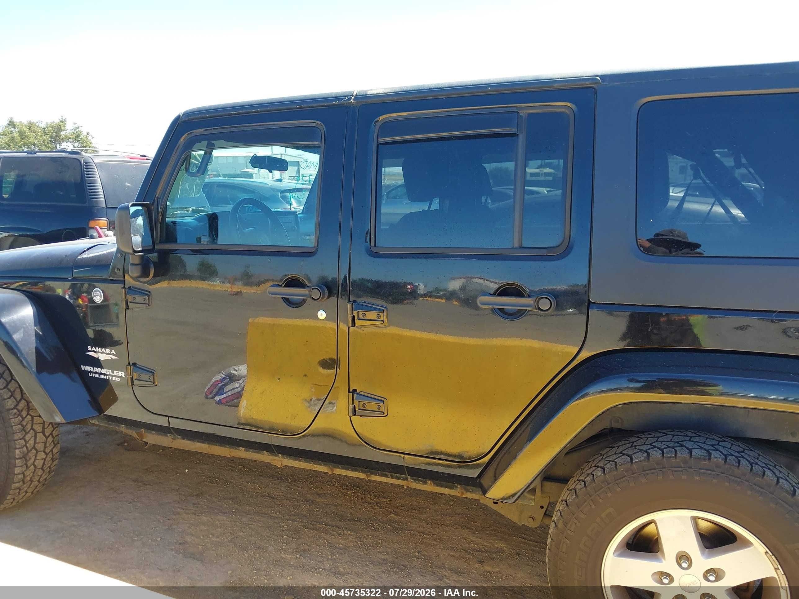 2007 Jeep Wrangler Unlimited Sahara Black vin: 1J4GA591X7L151323