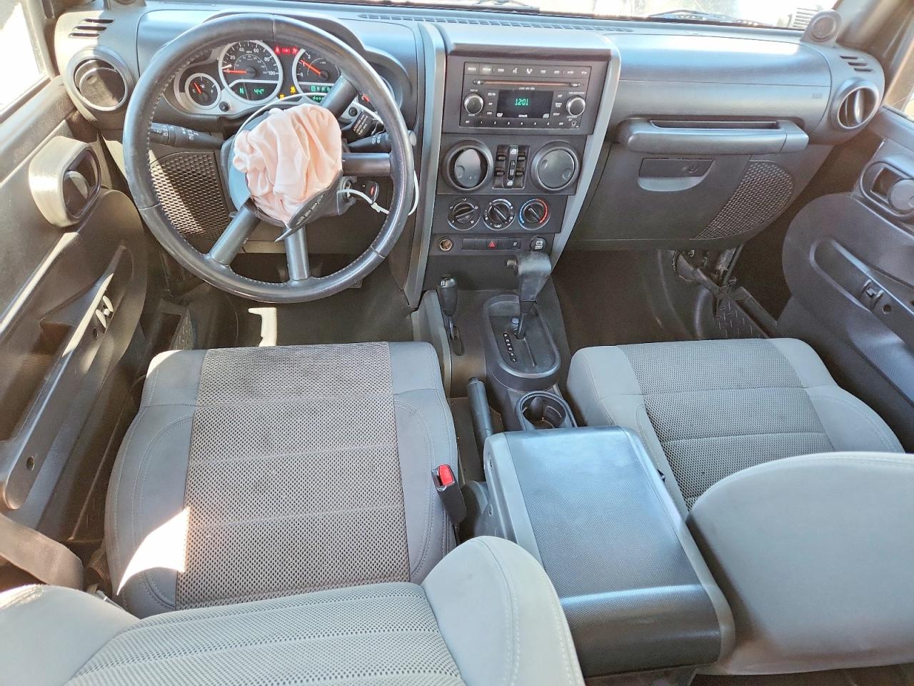 2007 Jeep Wrangler Sahara Черный vin: 1J4GA591X7L211097