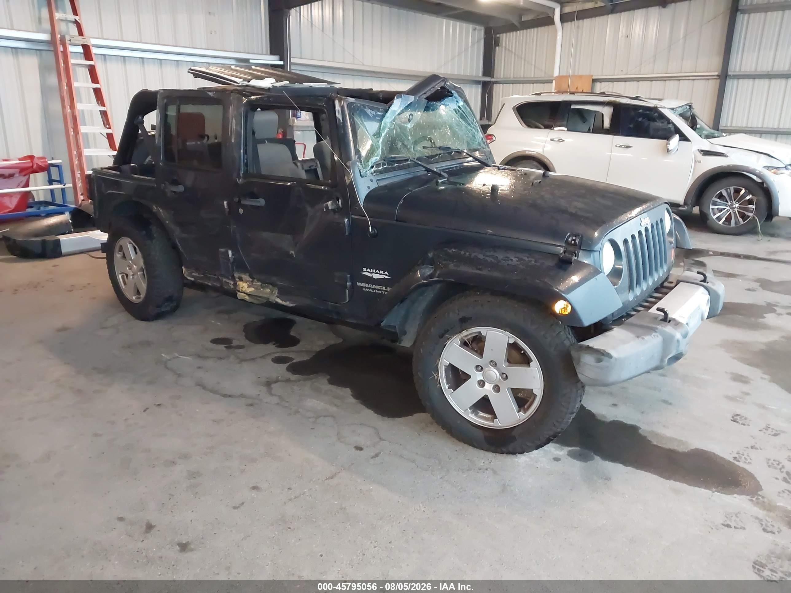 2008 Jeep Wrangler Unlimited Sahara Blue vin: 1J4GA591X8L502488