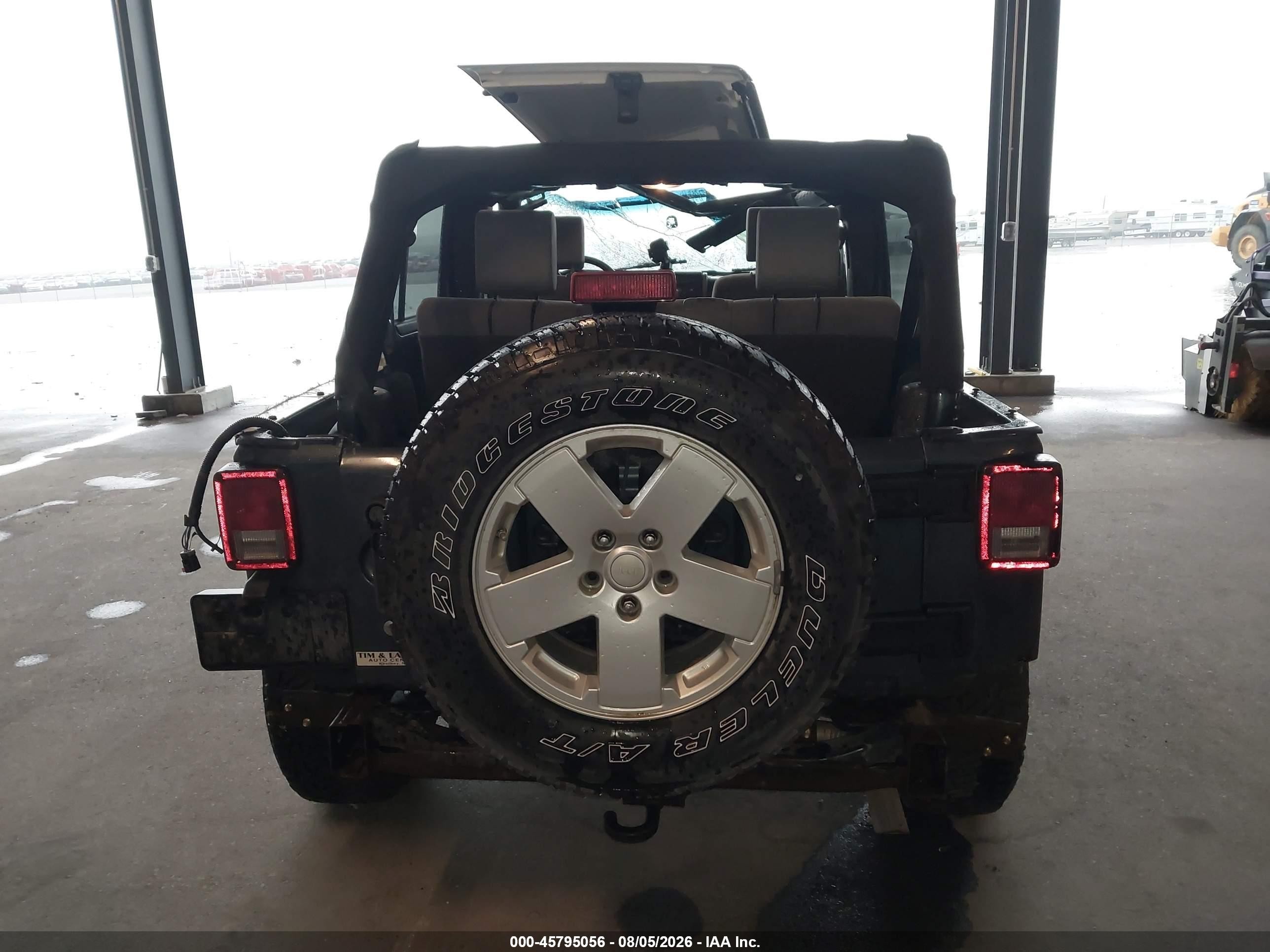 2008 Jeep Wrangler Unlimited Sahara Blue vin: 1J4GA591X8L502488