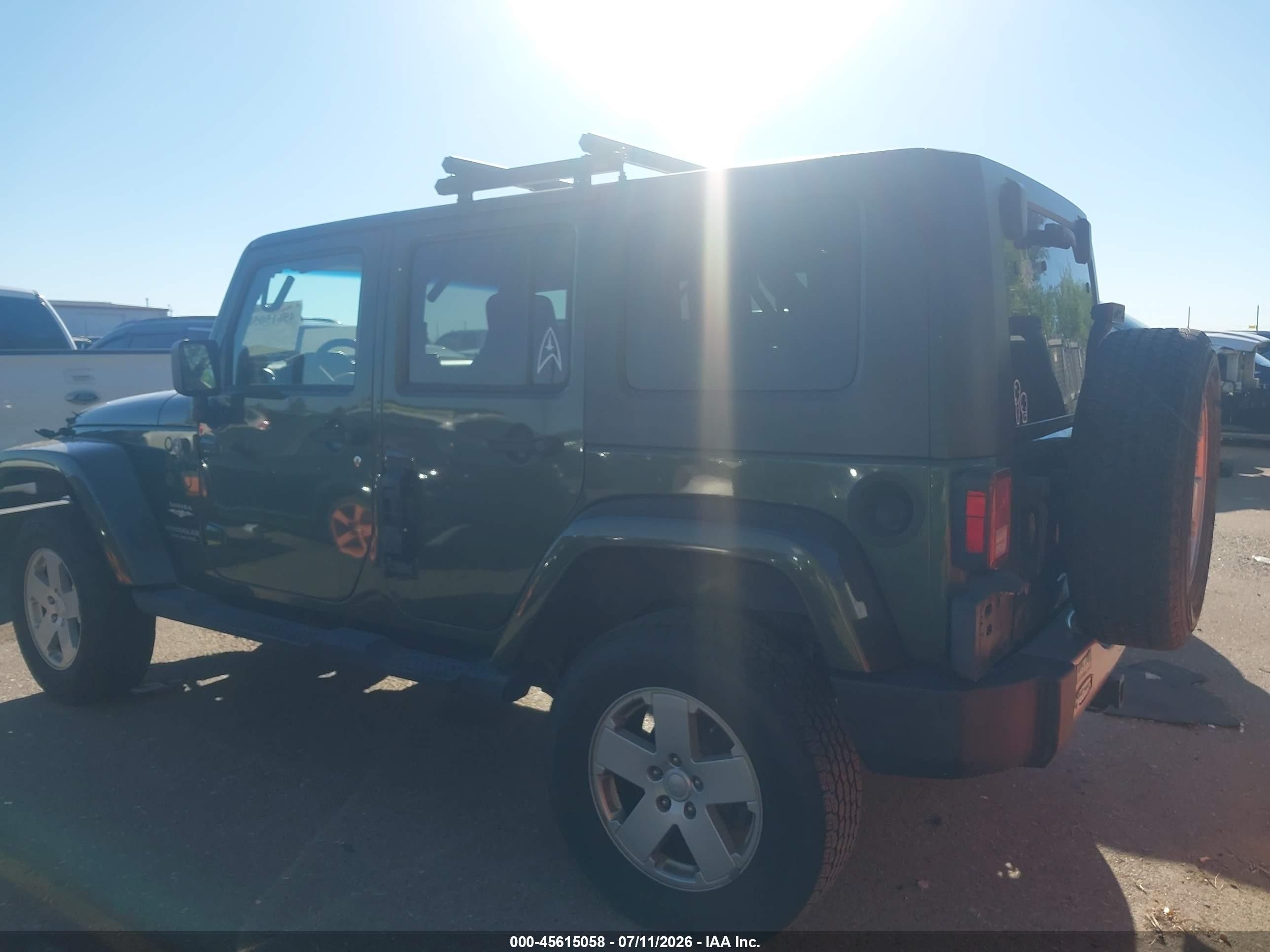 2008 Jeep Wrangler Unlimited Sahara Зеленый vin: 1J4GA591X8L505505
