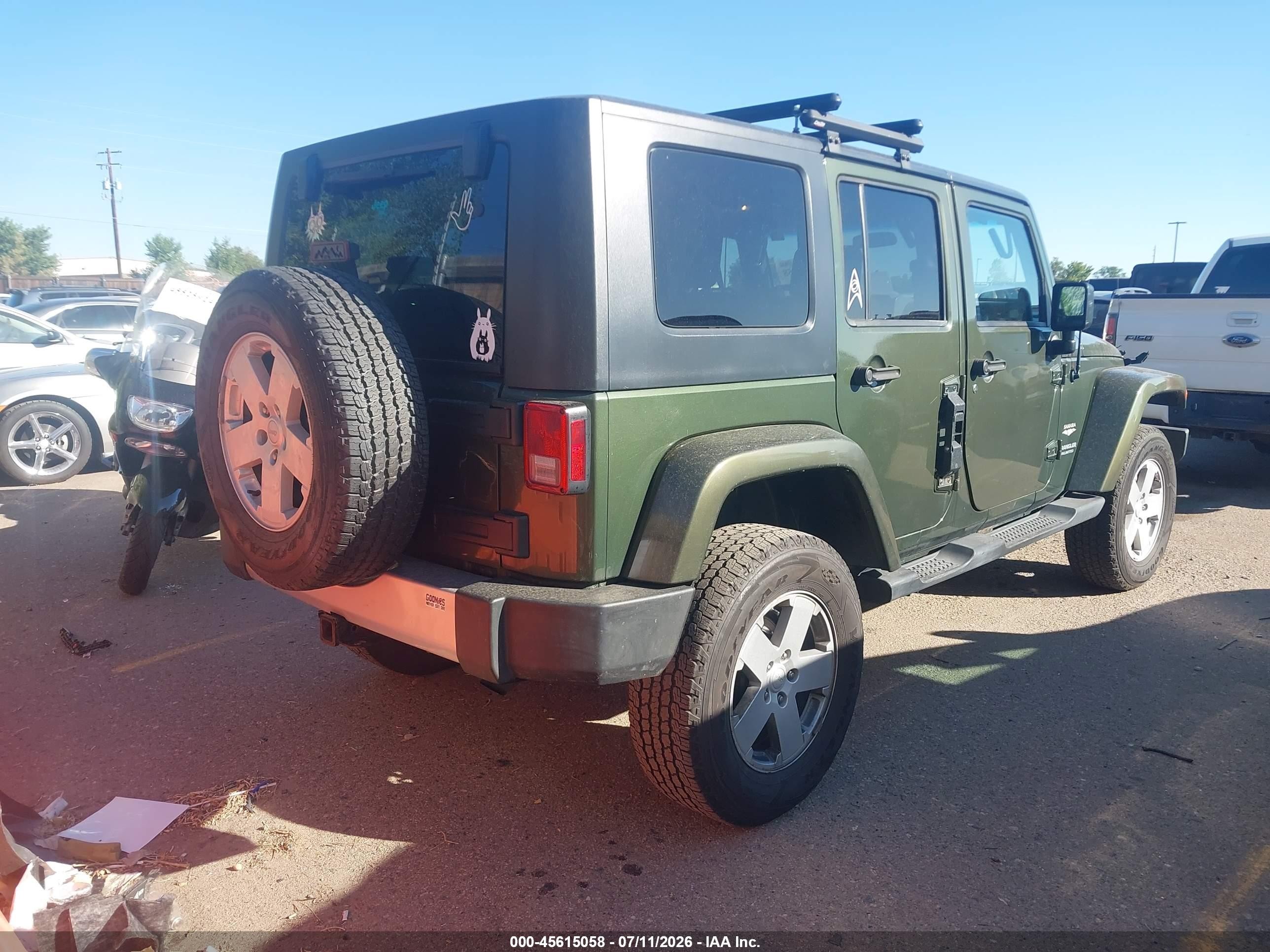 2008 Jeep Wrangler Unlimited Sahara Зеленый vin: 1J4GA591X8L505505