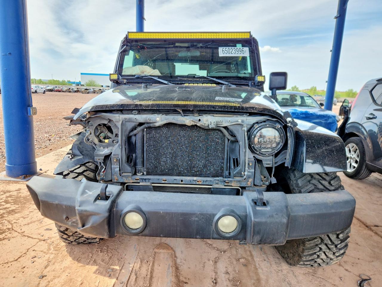 2008 Jeep Wrangler Unlimited Sahara Black vin: 1J4GA591X8L540612