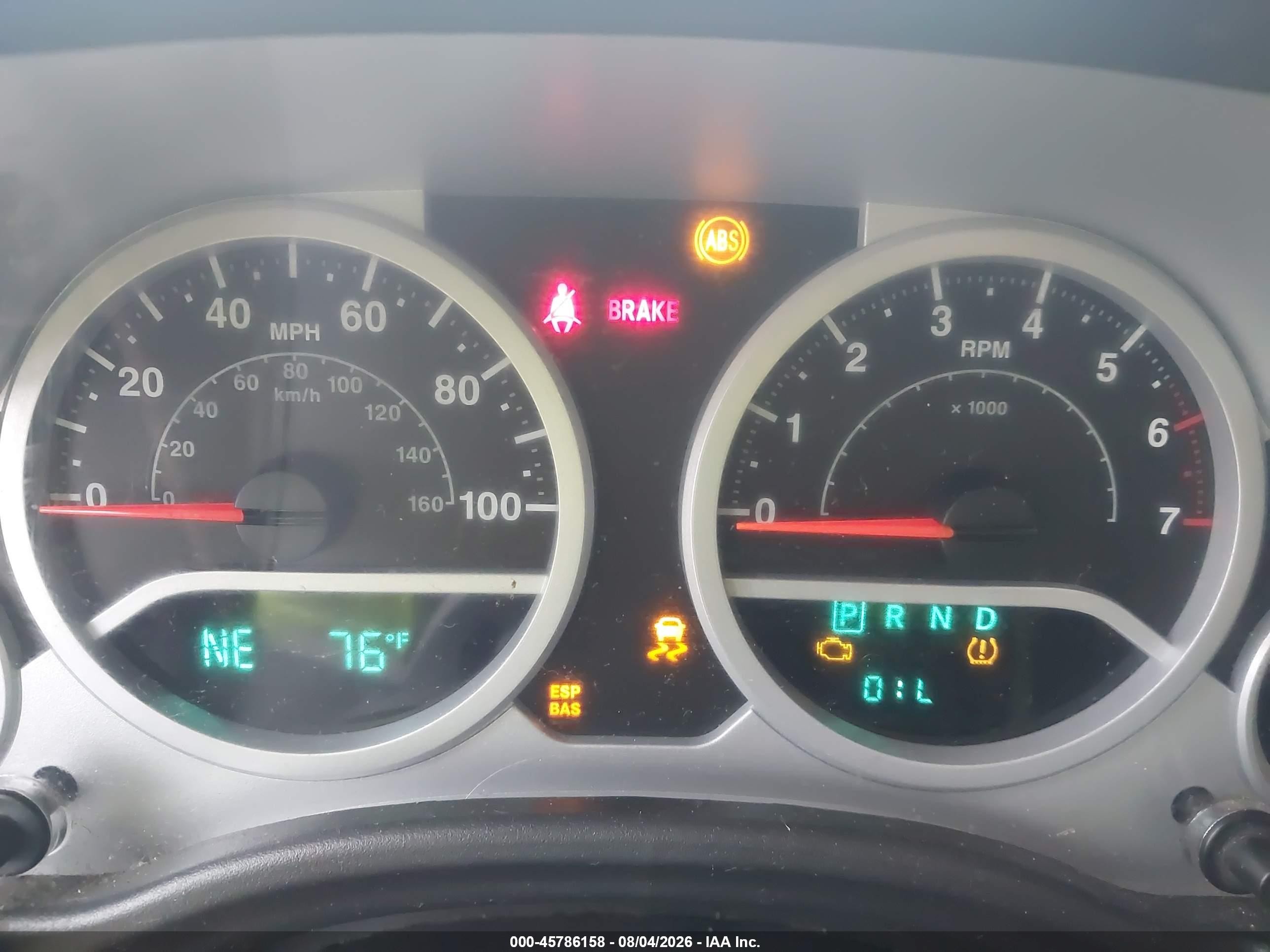 2008 Jeep Wrangler Unlimited Sahara Green vin: 1J4GA591X8L623599