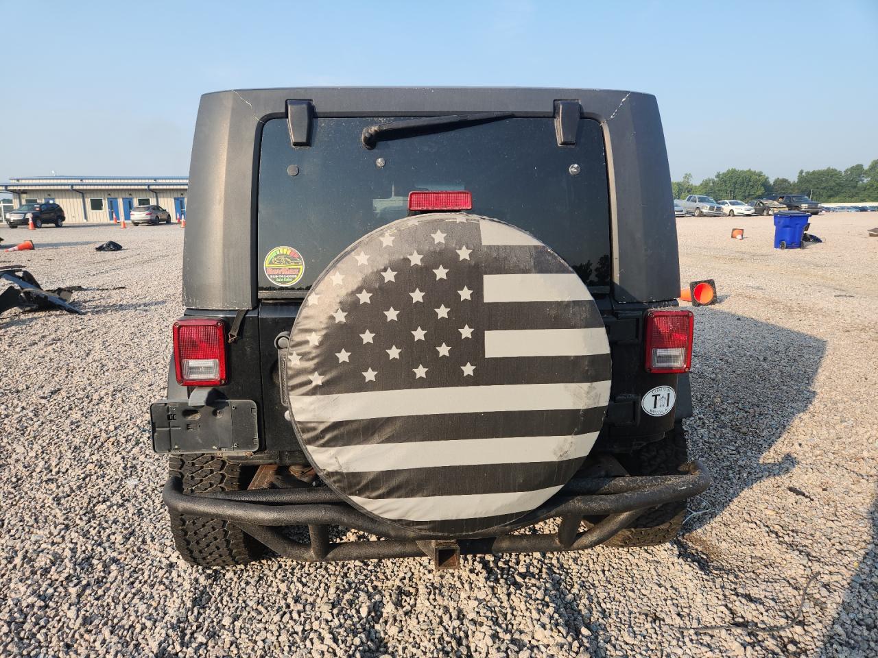 2009 Jeep Wrangler Unlimited Sahara Black vin: 1J4GA591X9L704071