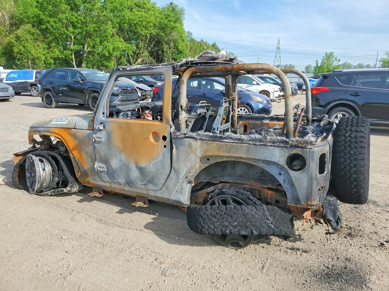 2010 Jeep Wrangler Sahara Burn vin: 1J4GA5D12AL149631