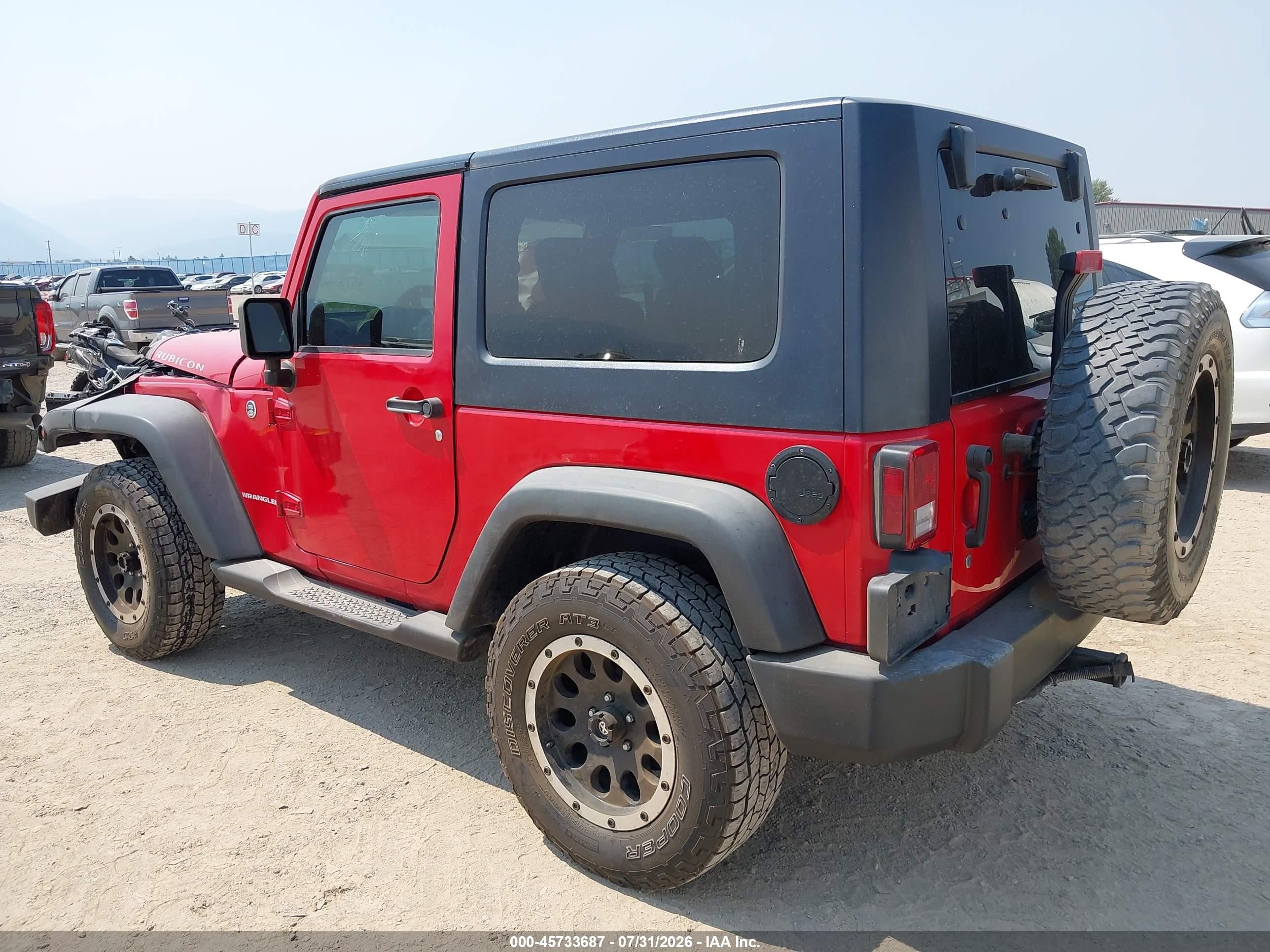 2008 Jeep Wrangler Rubicon Red vin: 1J4GA64128L621245