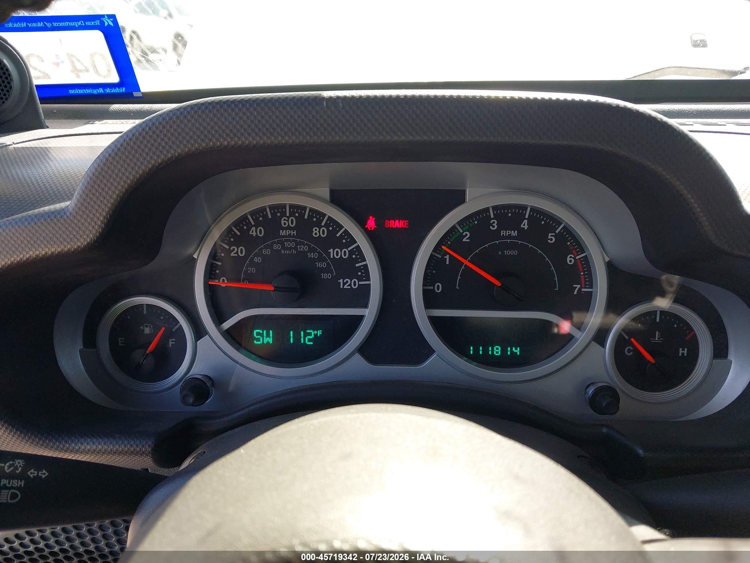 2008 Jeep Wrangler Unlimited Rubicon White vin: 1J4GA69108L591364