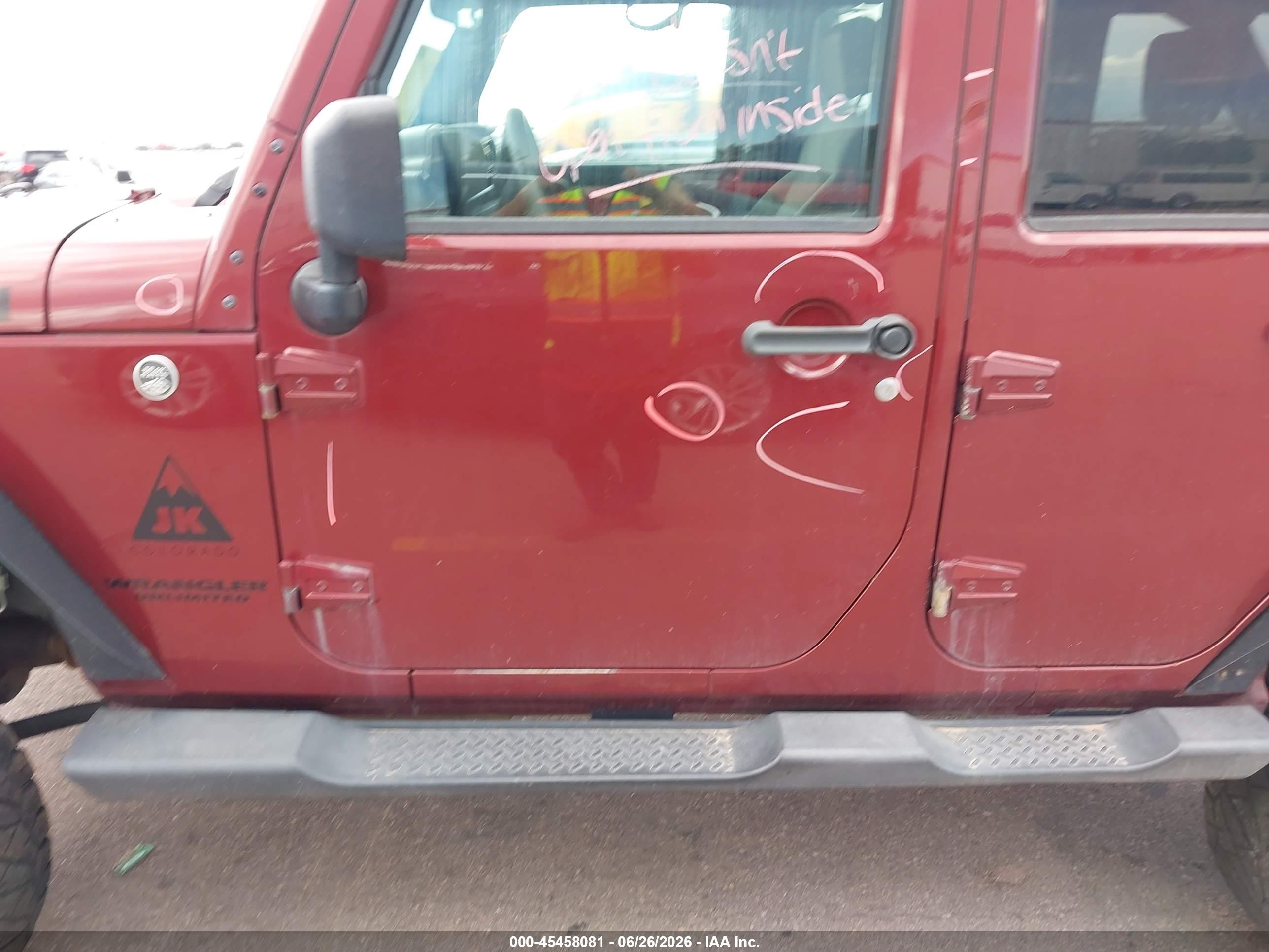 2009 Jeep Wrangler Unlimited Rubicon Red vin: 1J4GA69119L776735