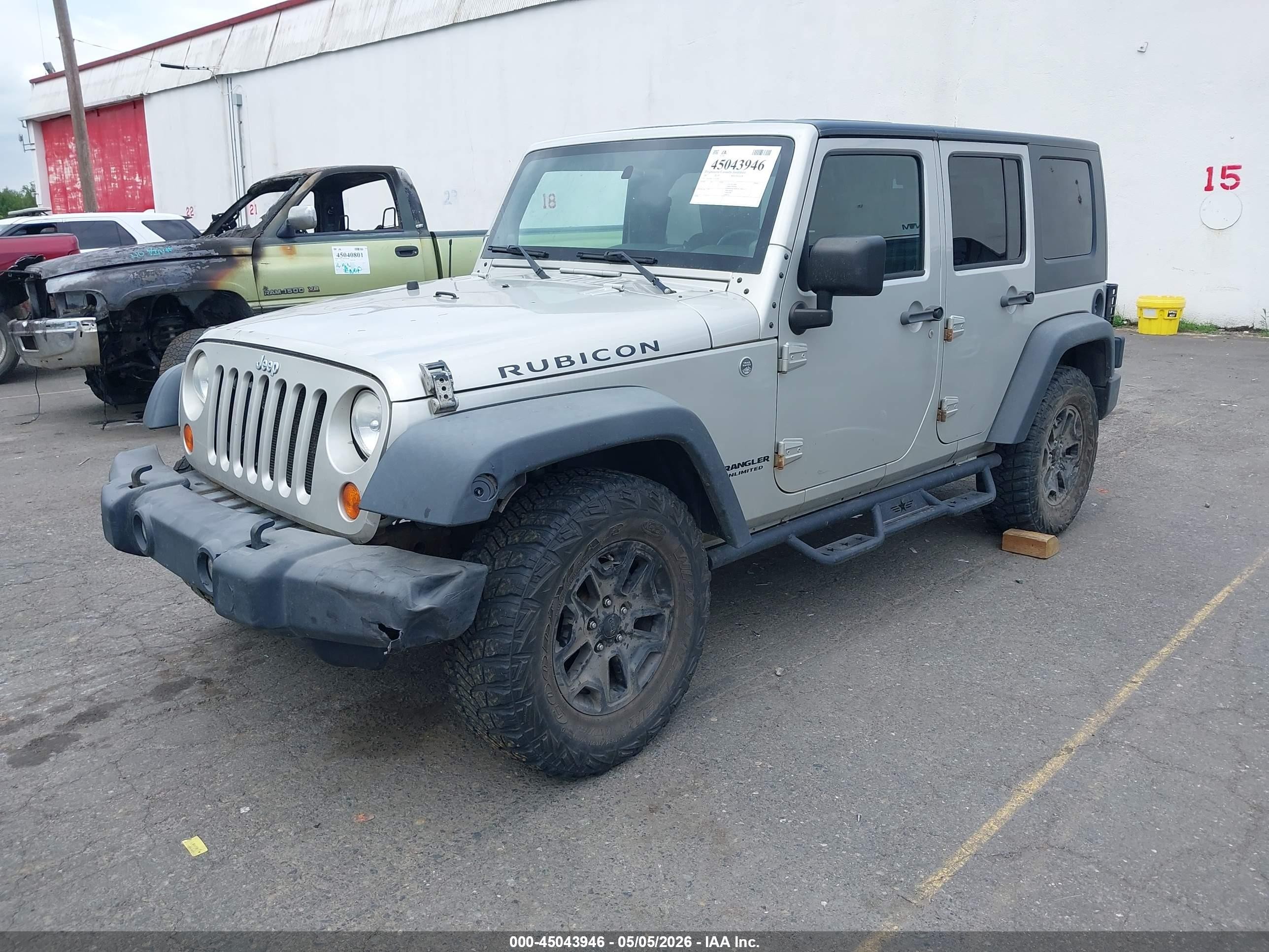 2007 Jeep Wrangler Unlimited Rubicon Silver vin: 1J4GA69127L154304