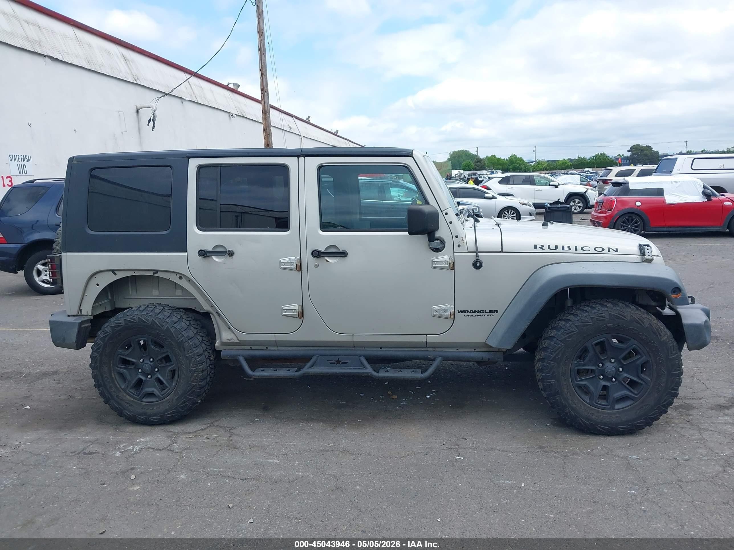 2007 Jeep Wrangler Unlimited Rubicon Silver vin: 1J4GA69127L154304