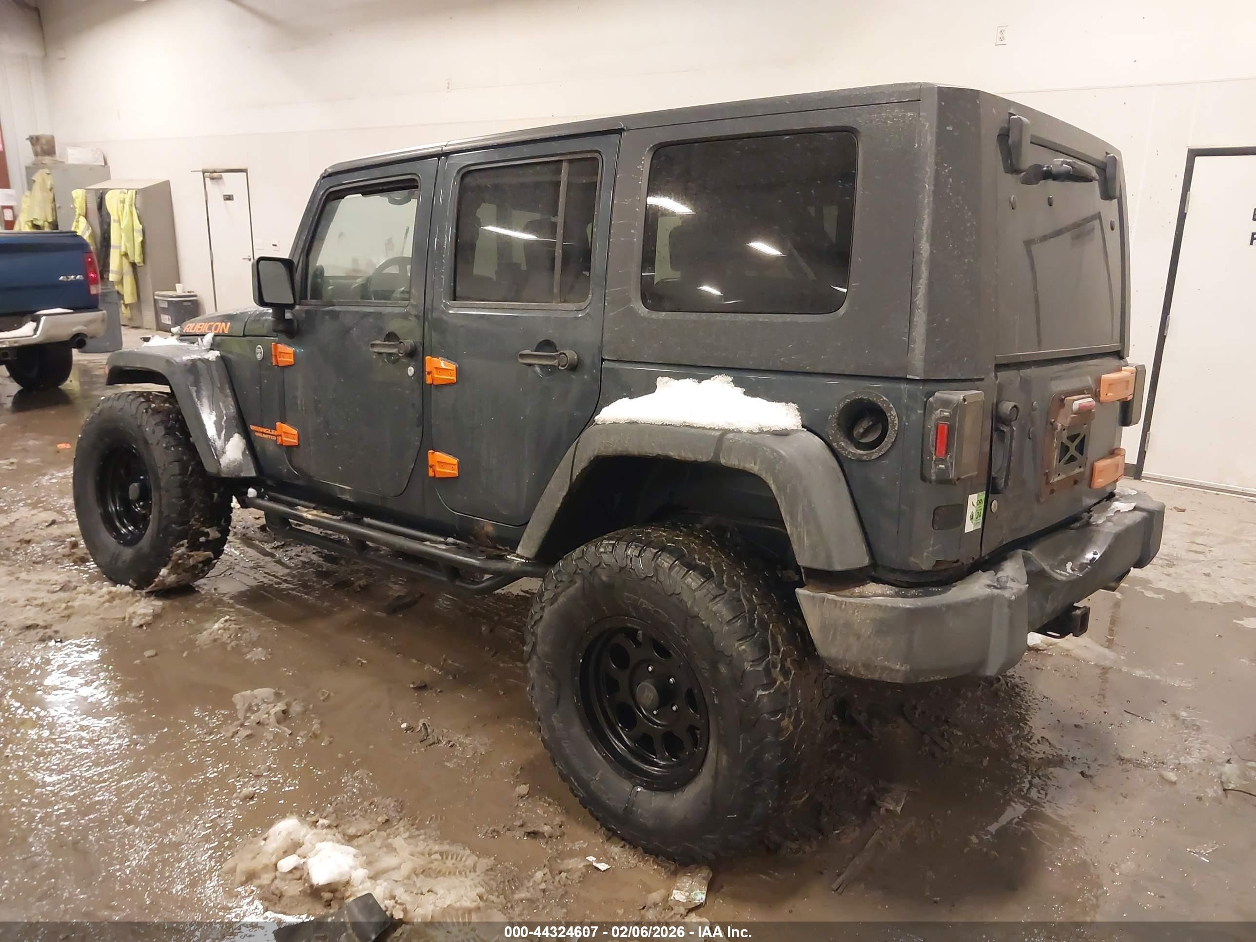 2008 Jeep Wrangler Unlimited Rubicon Gray vin: 1J4GA69148L593148