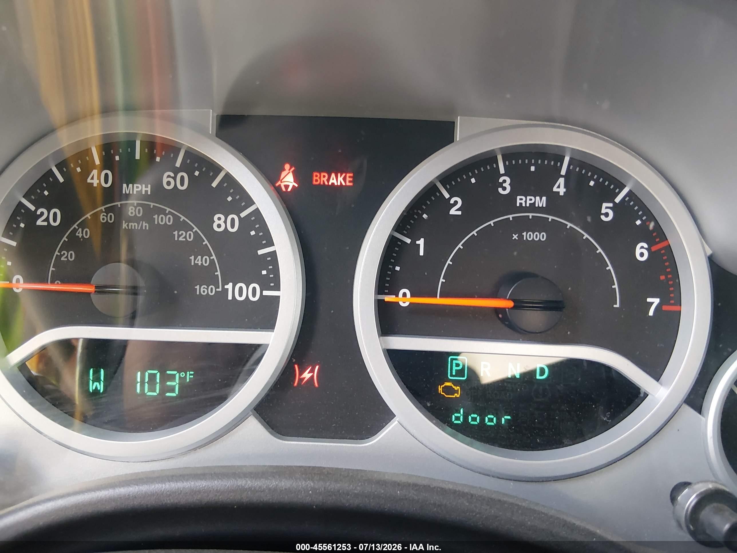 2008 Jeep Wrangler Unlimited Rubicon Silver vin: 1J4GA69158L571482
