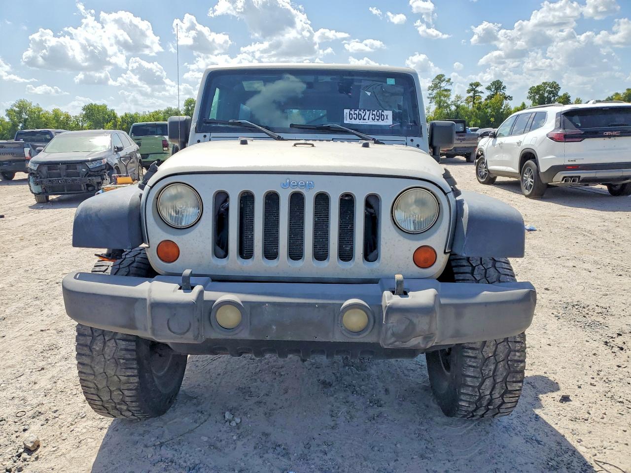 2007 Jeep Wrangler X Бежевый vin: 1J4GB39147L108808