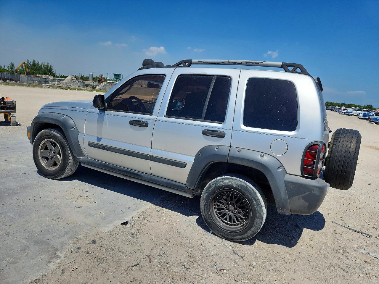 2005 Jeep Liberty Renegade Серебряный vin: 1J4GK38K05W718534