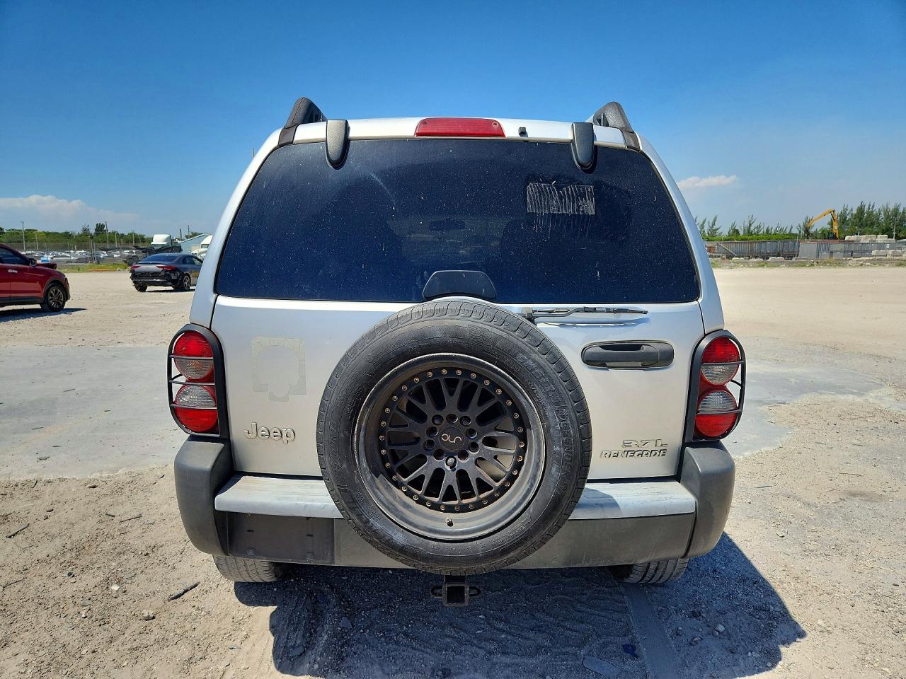 2005 Jeep Liberty Renegade Серебряный vin: 1J4GK38K05W718534