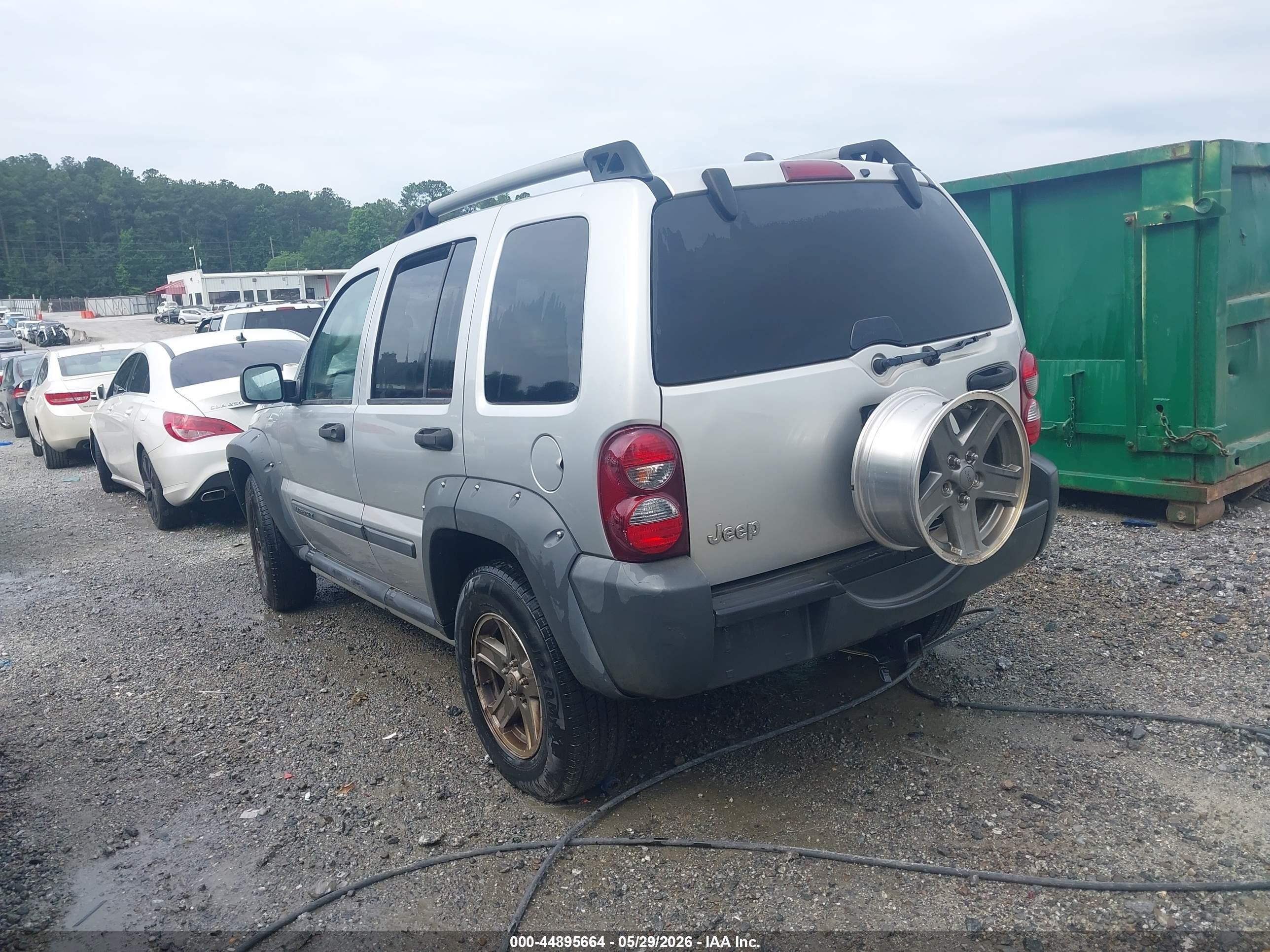 2005 Jeep Liberty Renegade Silver vin: 1J4GK38K45W543446