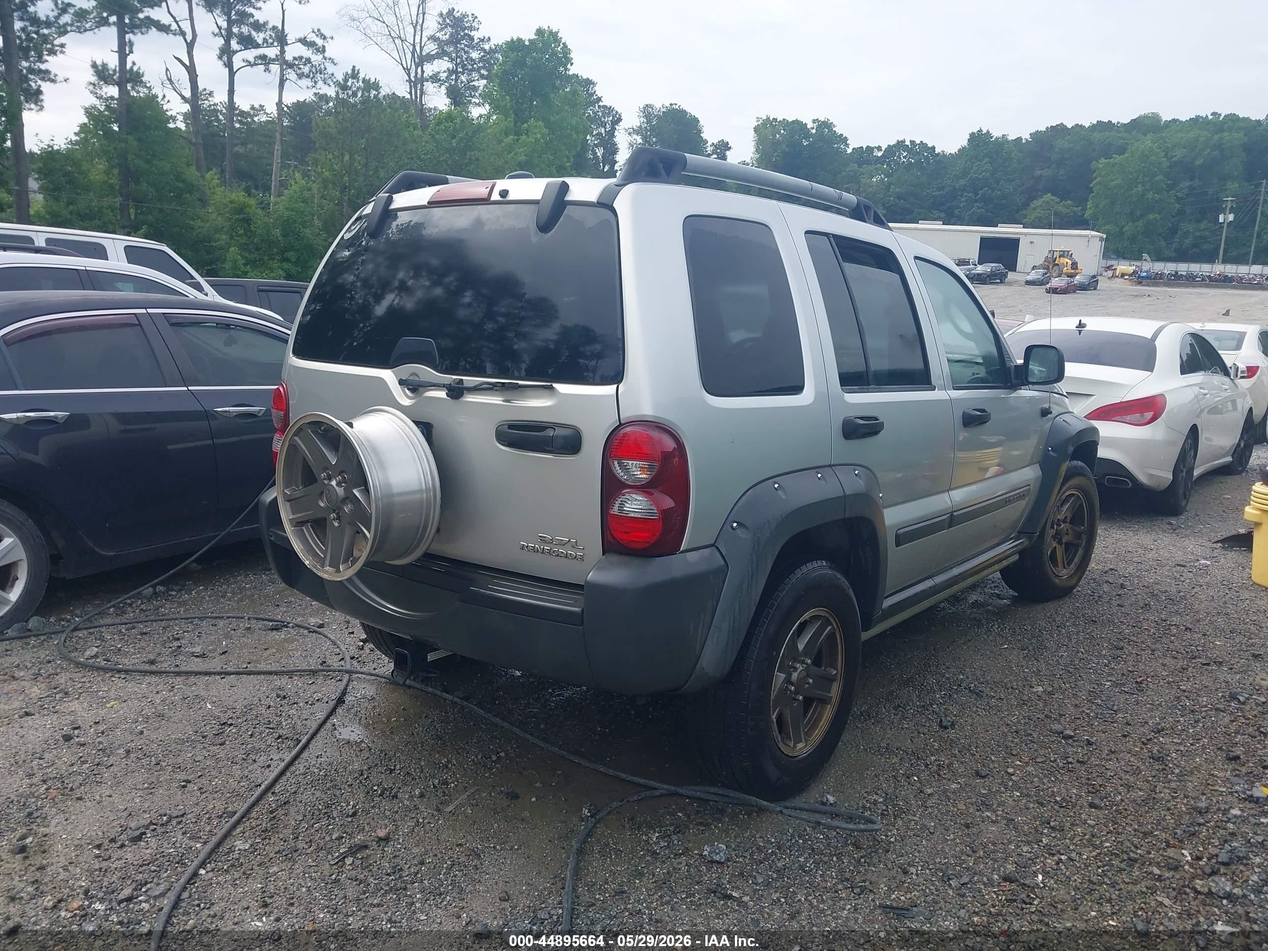 2005 Jeep Liberty Renegade Silver vin: 1J4GK38K45W543446