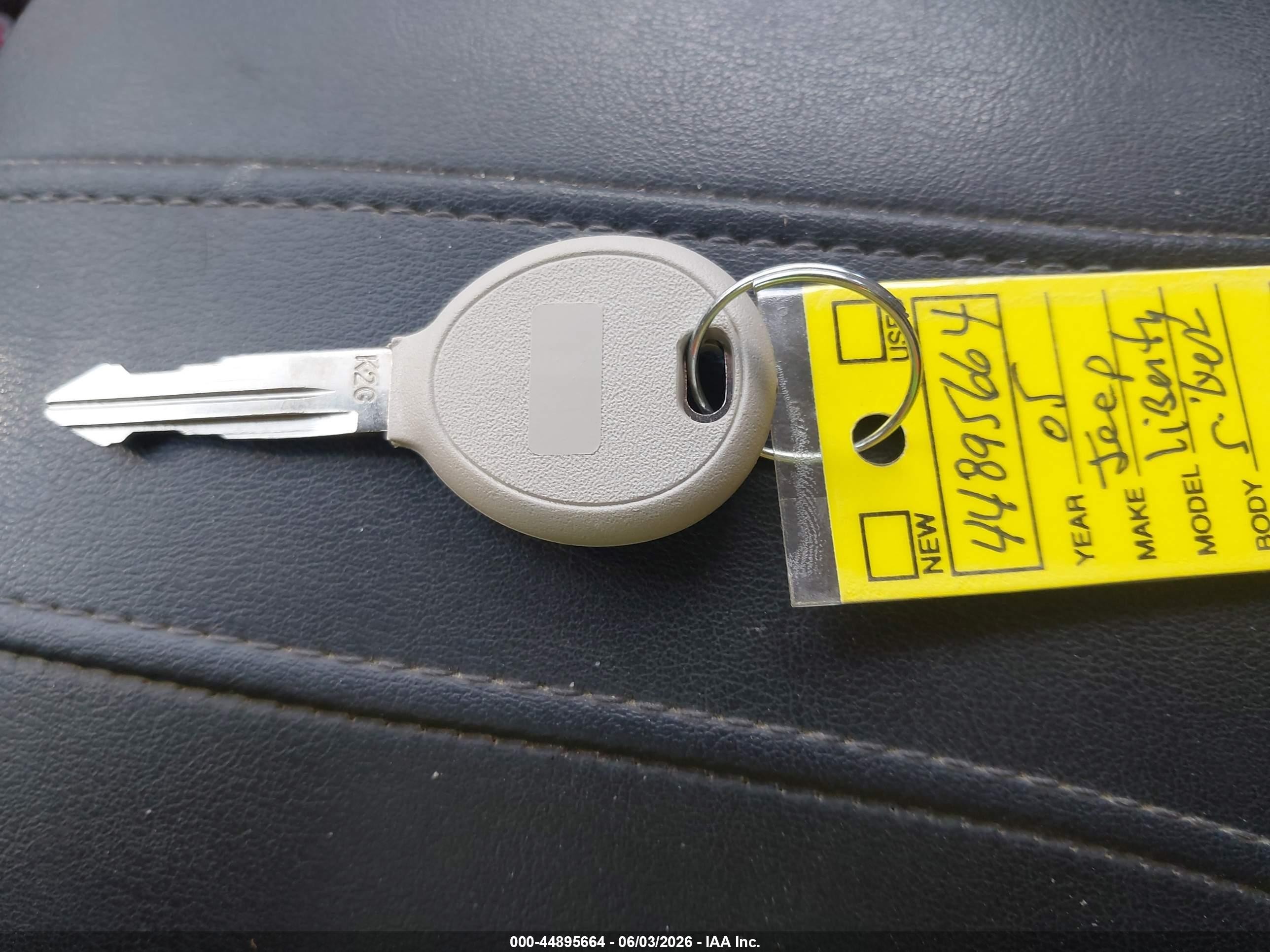 2005 Jeep Liberty Renegade Silver vin: 1J4GK38K45W543446