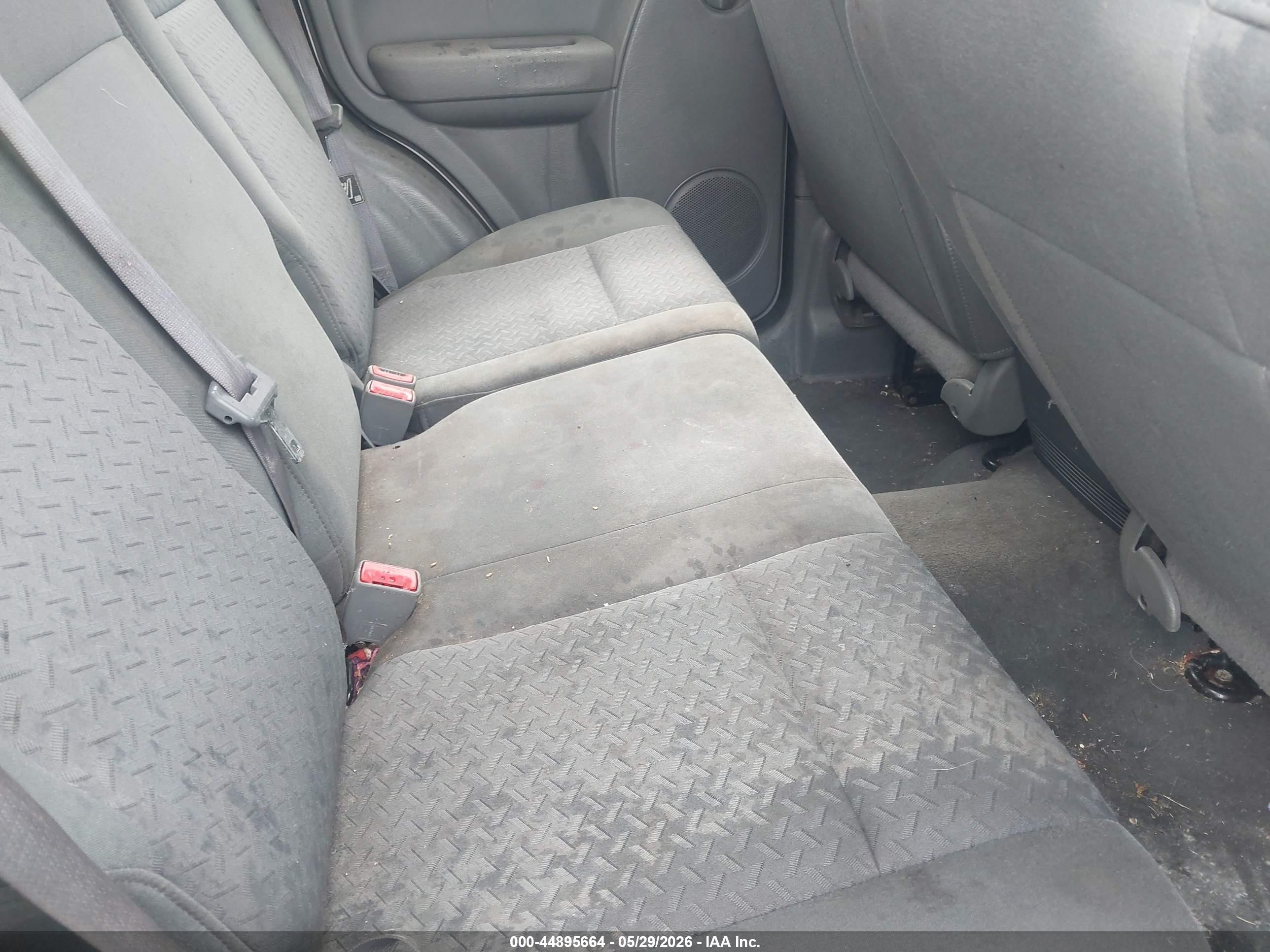 2005 Jeep Liberty Renegade Silver vin: 1J4GK38K45W543446