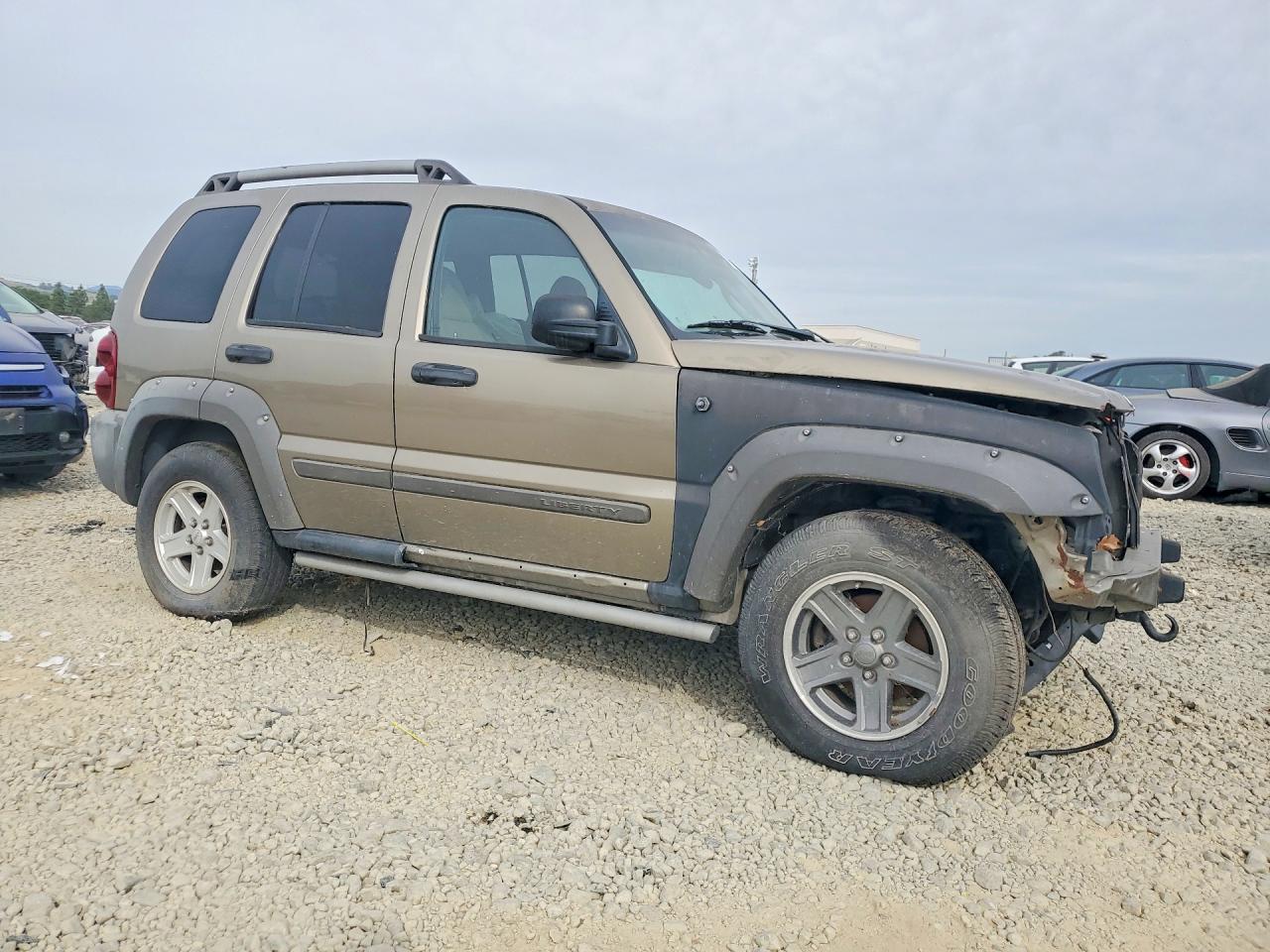 2005 Jeep Liberty Renegade Tan vin: 1J4GK38K65W718554