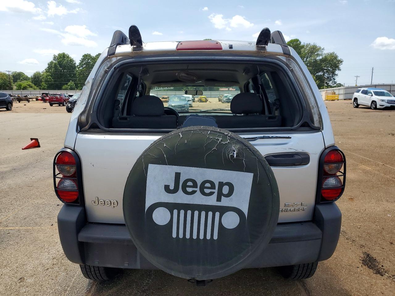 2005 Jeep Liberty Renegade Silver vin: 1J4GK38K95W654123