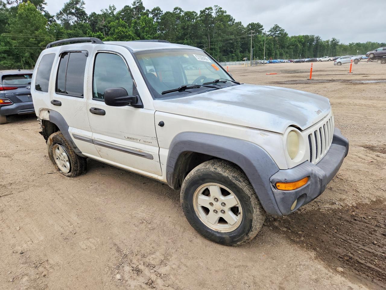2002 Jeep Liberty Sport White vin: 1J4GK48K02W124656
