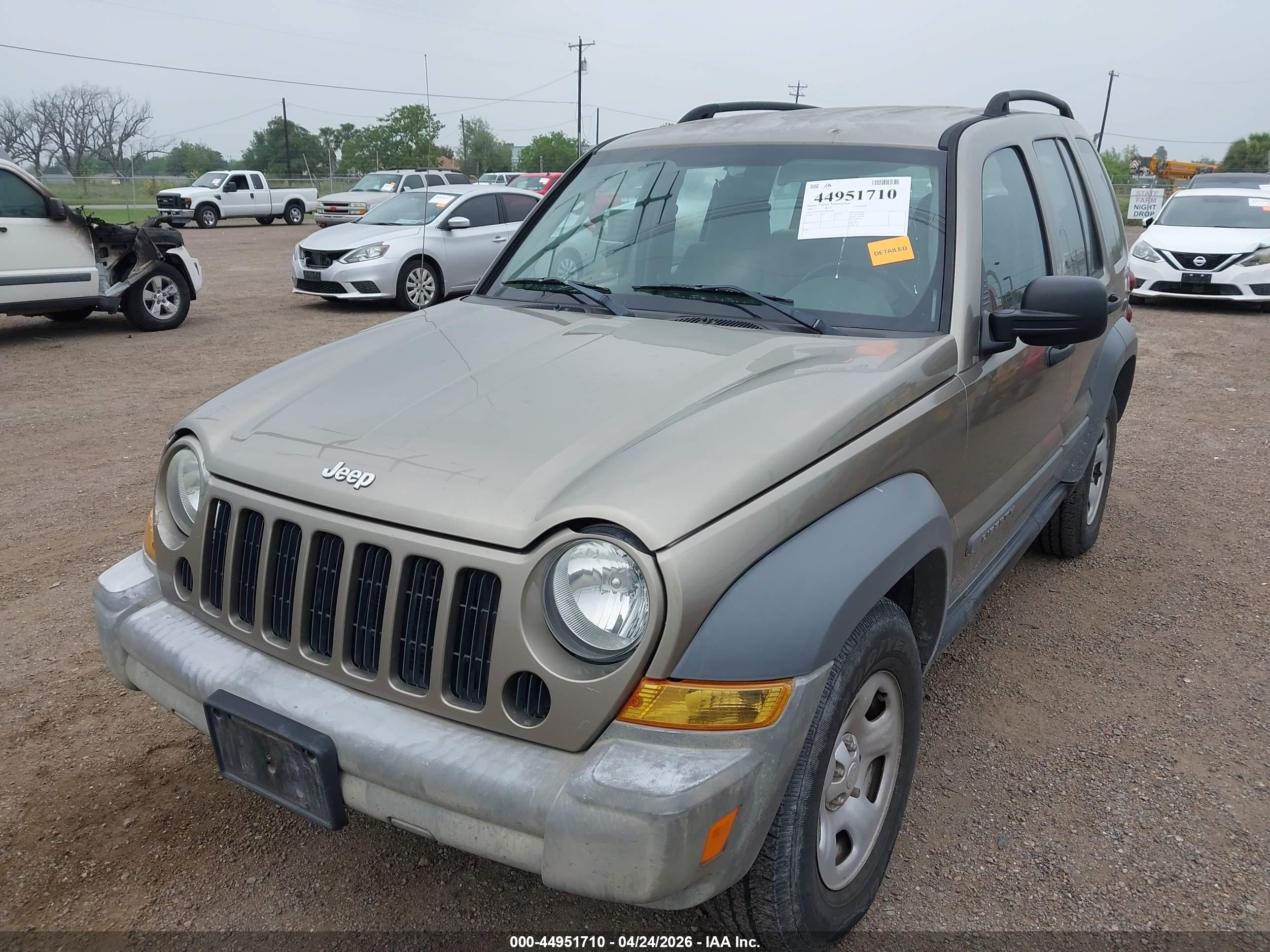 2005 Jeep Liberty Sport Коричневый vin: 1J4GK48K05W671480